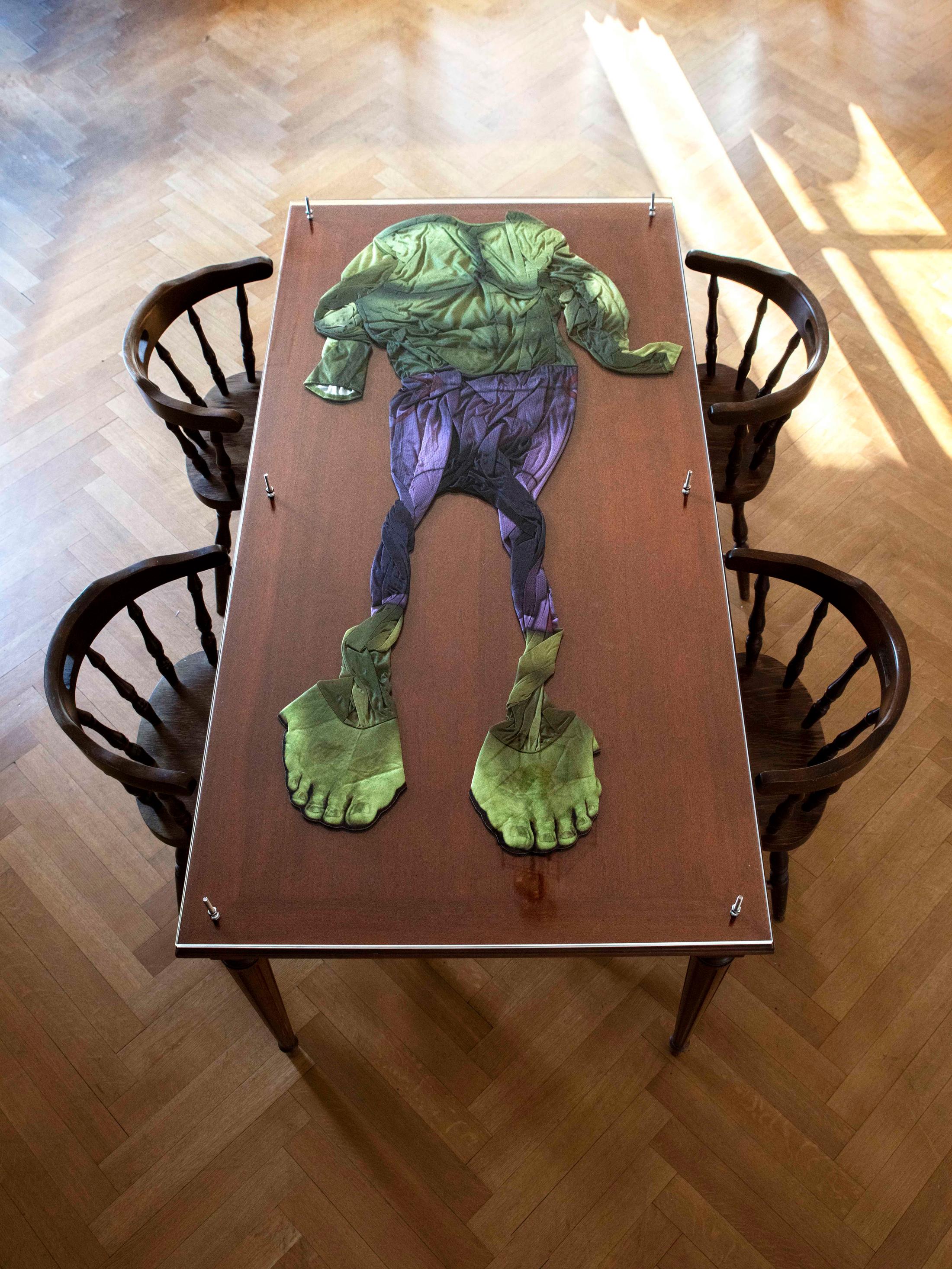 Exhibition View Shuang Li Solo Show «Among Us; view on Shuang Li, The Bully, 2021, costume, Plexiglas, metal screws, 179 x 89 cm» at Cherish, Geneva, 2021 / Photo: James Bantone / Courtesy: the artist and Cherish