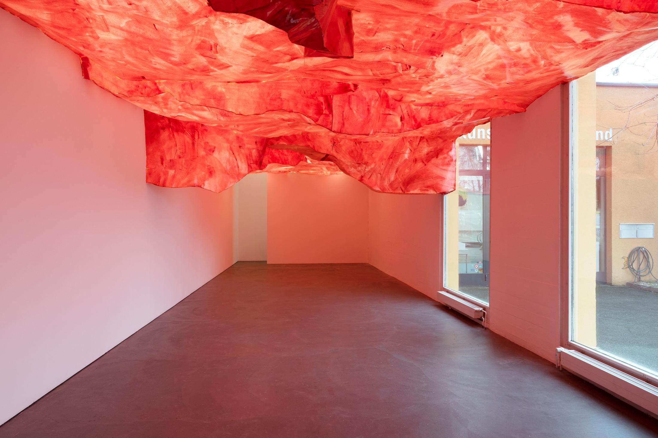 Exhibition View Simone Holliger Solo Show «venir en main» at Kunsthaus Baselland, Muttenz, 2023 / Photo: Gina Folly / Courtesy: the artist and Kunsthaus Baselland