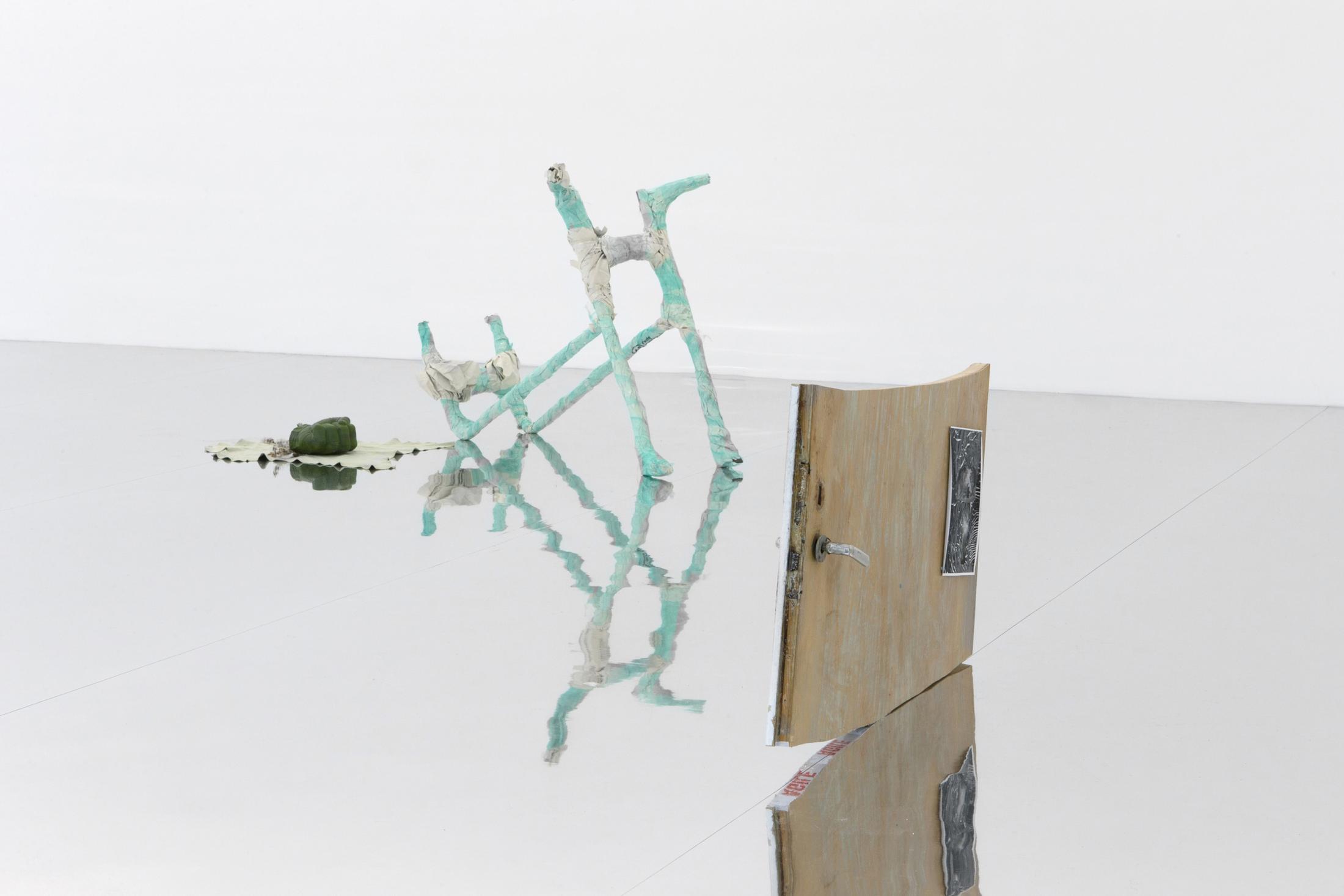 Exhibition View Sophie Jung «The Bigger Sleep» at Kunstmuseum Basel Gegenwart, 2018 / Photo: Gina Folly