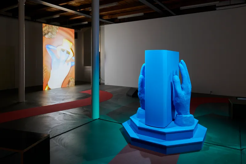 Exhibition View Soraya Lutangu Bonaventure and Alfatih Duo Exhibition «Window Seat» at Fri Art, 2021 / Photo: Guillaume Python / Courtesy: the artists and Fri Art Kunsthalle