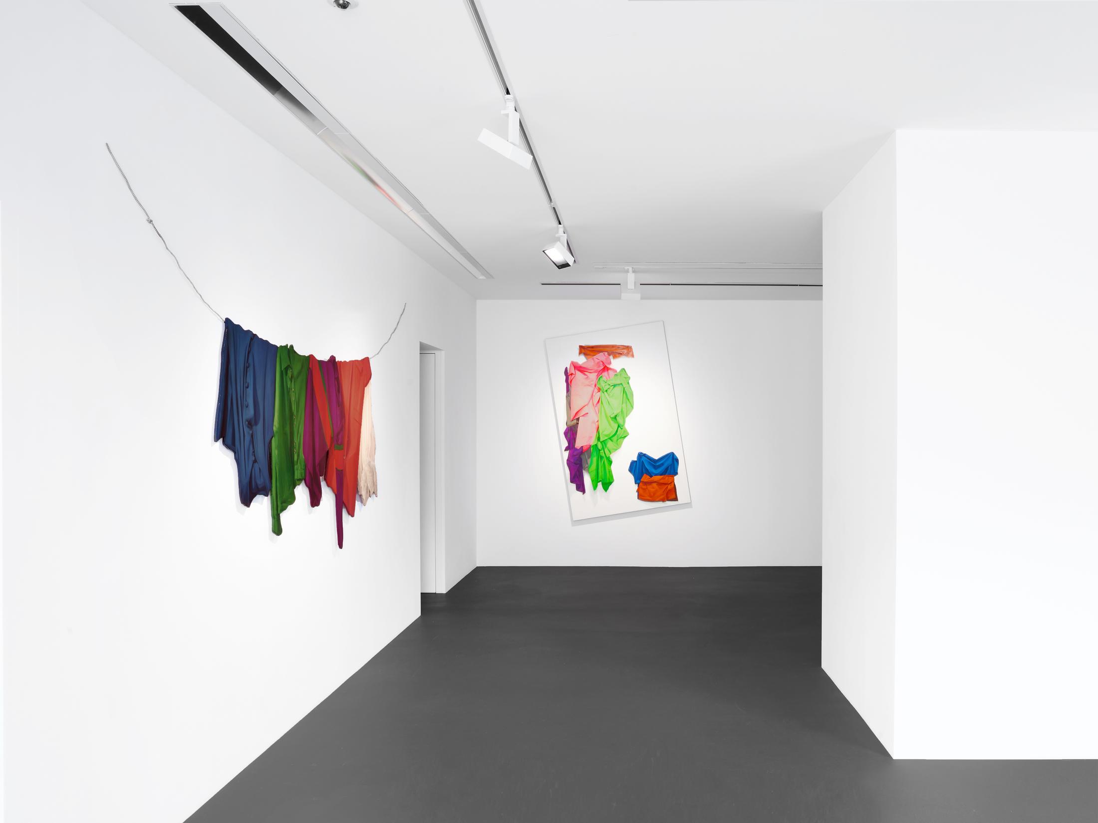 Exhibition View Stephen Posen «Threads: Paintings from the 1960s and '70s» at Vito Schnabel Gallery, St. Moritz / Photos: Roland Tännler / Courtesy the artist and Vito Schnabel Gallery