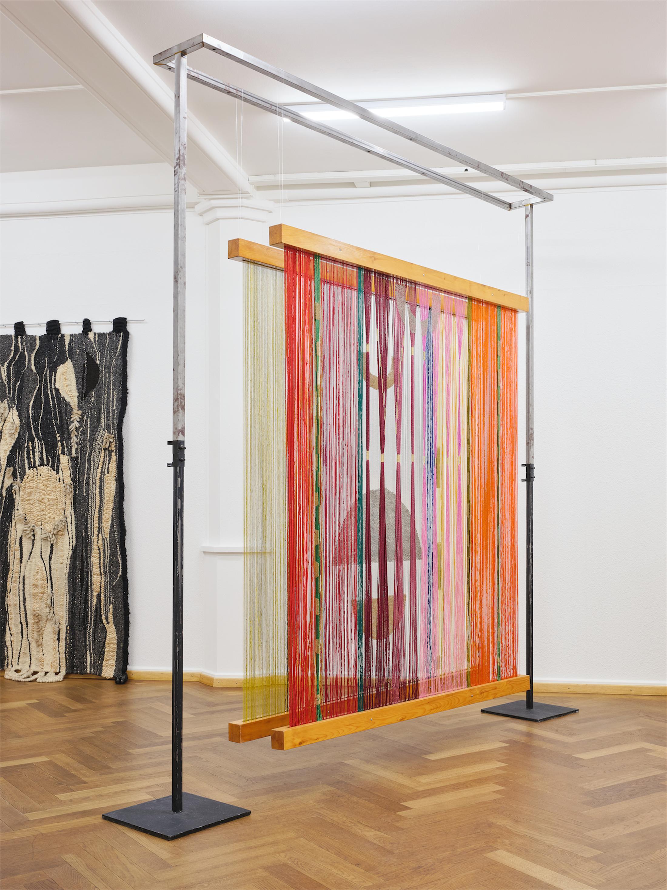 Exhibition View Group Show «Stitches. Home as Composition; view on Elsi Giauque, Farbiger Saitenklang, 1976» at Krone Couronne, Biel/Bienne, 2022 / Photo: Nicolas Delaroche / Courtesy: the artists and Krone Couronne