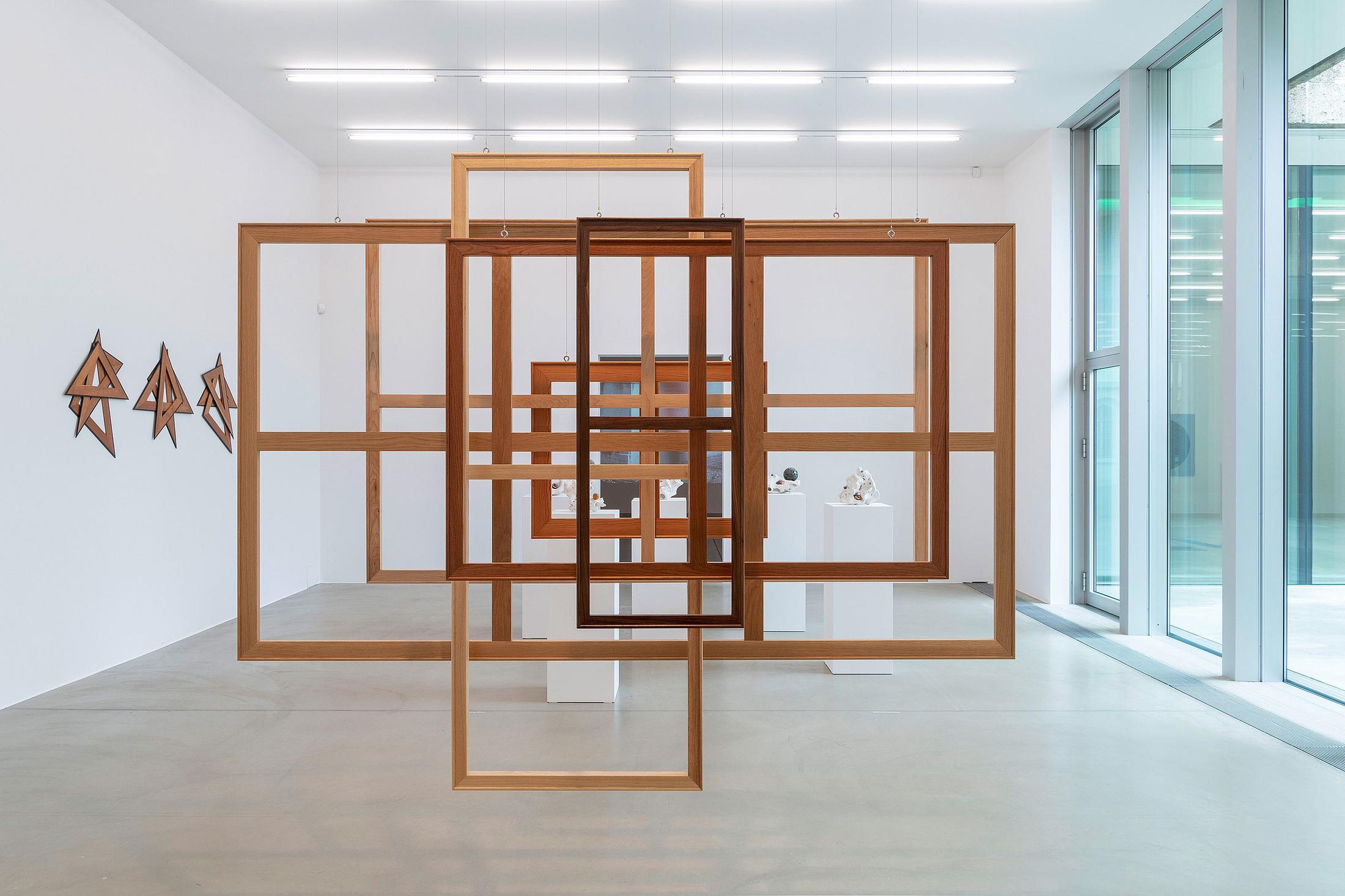 Exhibition View Su-Mei Tse «Nested» at Aargauer Kunsthaus, 2018 / Photo: René Roetheli / Courtesy: the artist and Aargauer Kunsthaus