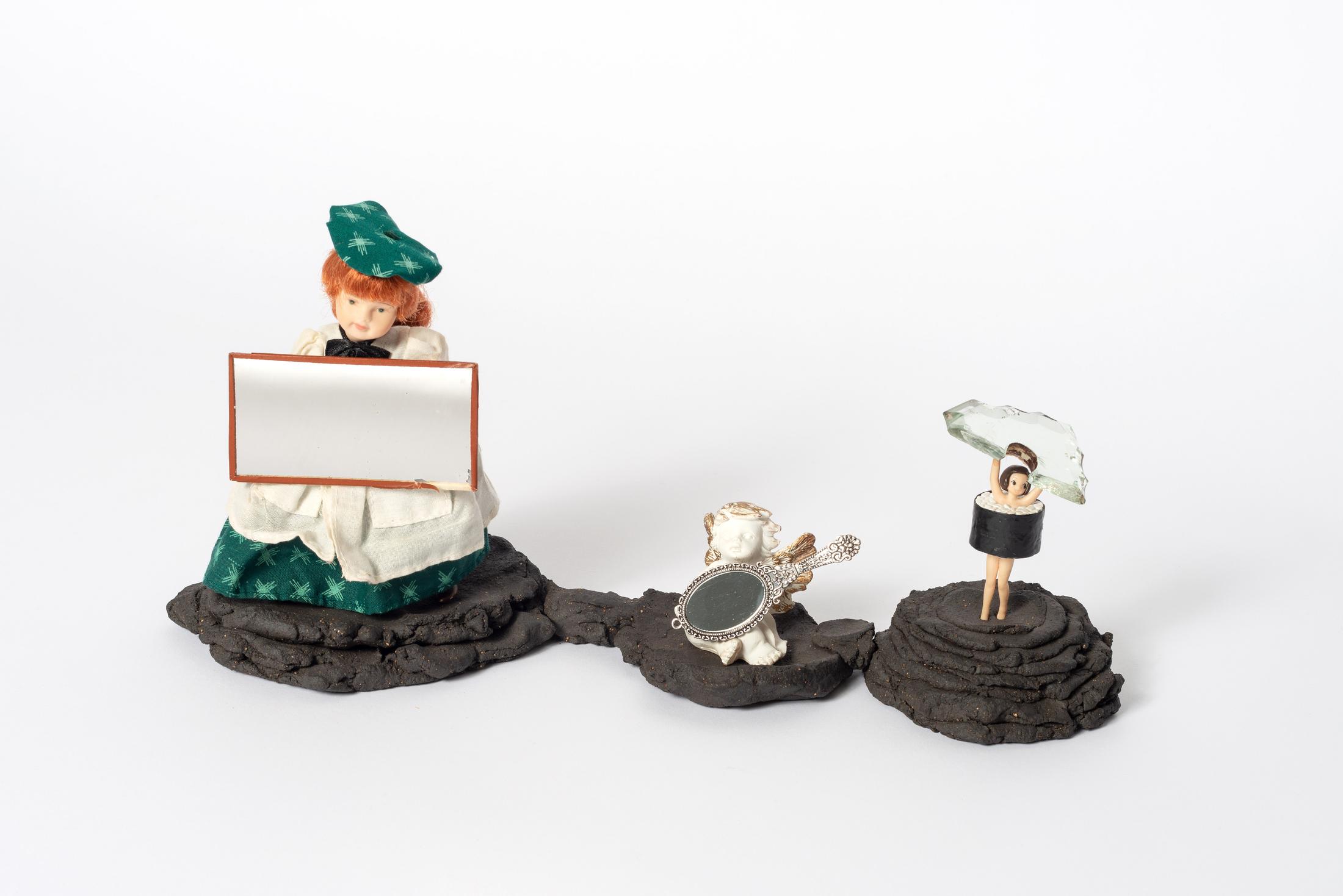 Exhibition View Sveta Mordovskaya Soloshow «Suckly Eye / view on Matrjoschka I, 2018» at Weiss Falk, Basel, 2018 / Photo: Flavio Karrer / Courtesy: the artist and Weiss Falk