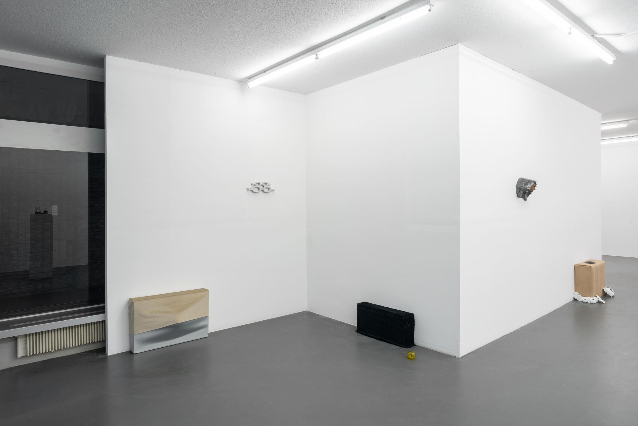 Exhibition View Sveta Mordovskaya Soloshow «Suckly Eye» at Weiss Falk, Basel, 2018 / Photo: Flavio Karrer / Courtesy: the artist and Weiss Falk