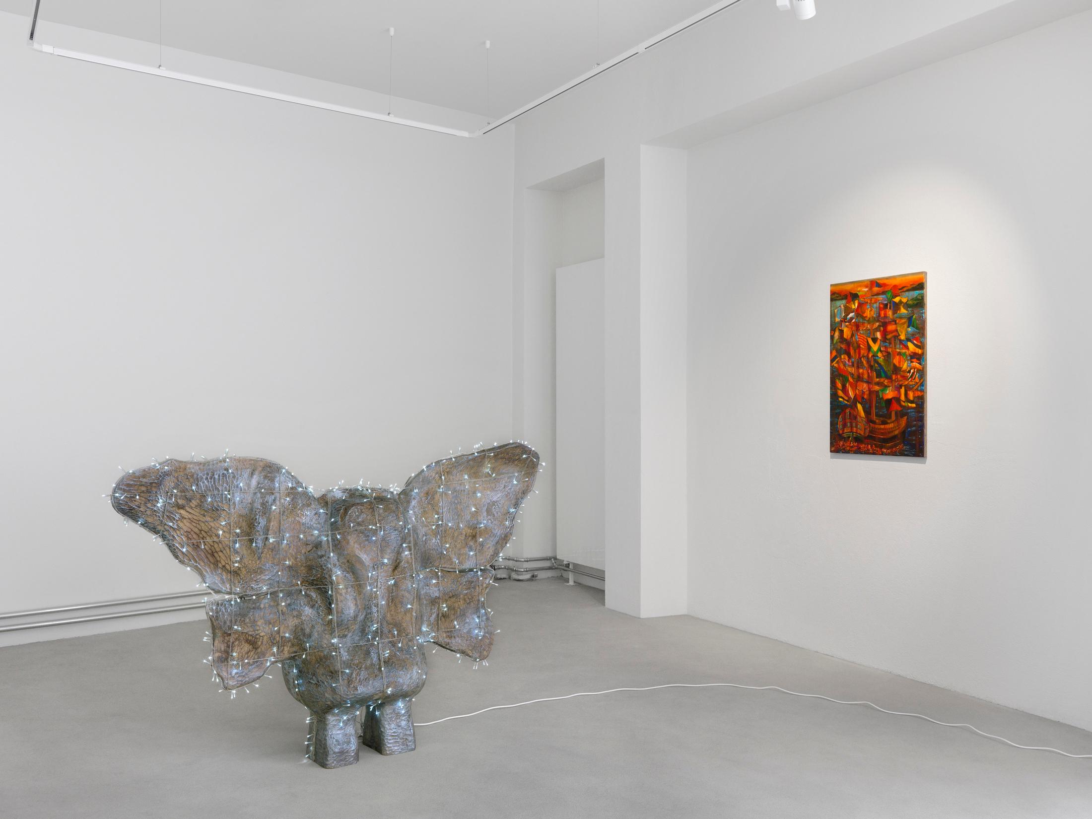 Exhibition View Groupshow «Swiss Made, Chapter II; view on Denis Savary, Lullaby, 2018 and Mathis Gasser, Flaggenschiff, 2009 - 2010» at Ribordy Thetaz, Geneva, 2020 / Photo: Annik Wetter / Courtesy: the artists and Ribordy Thetaz