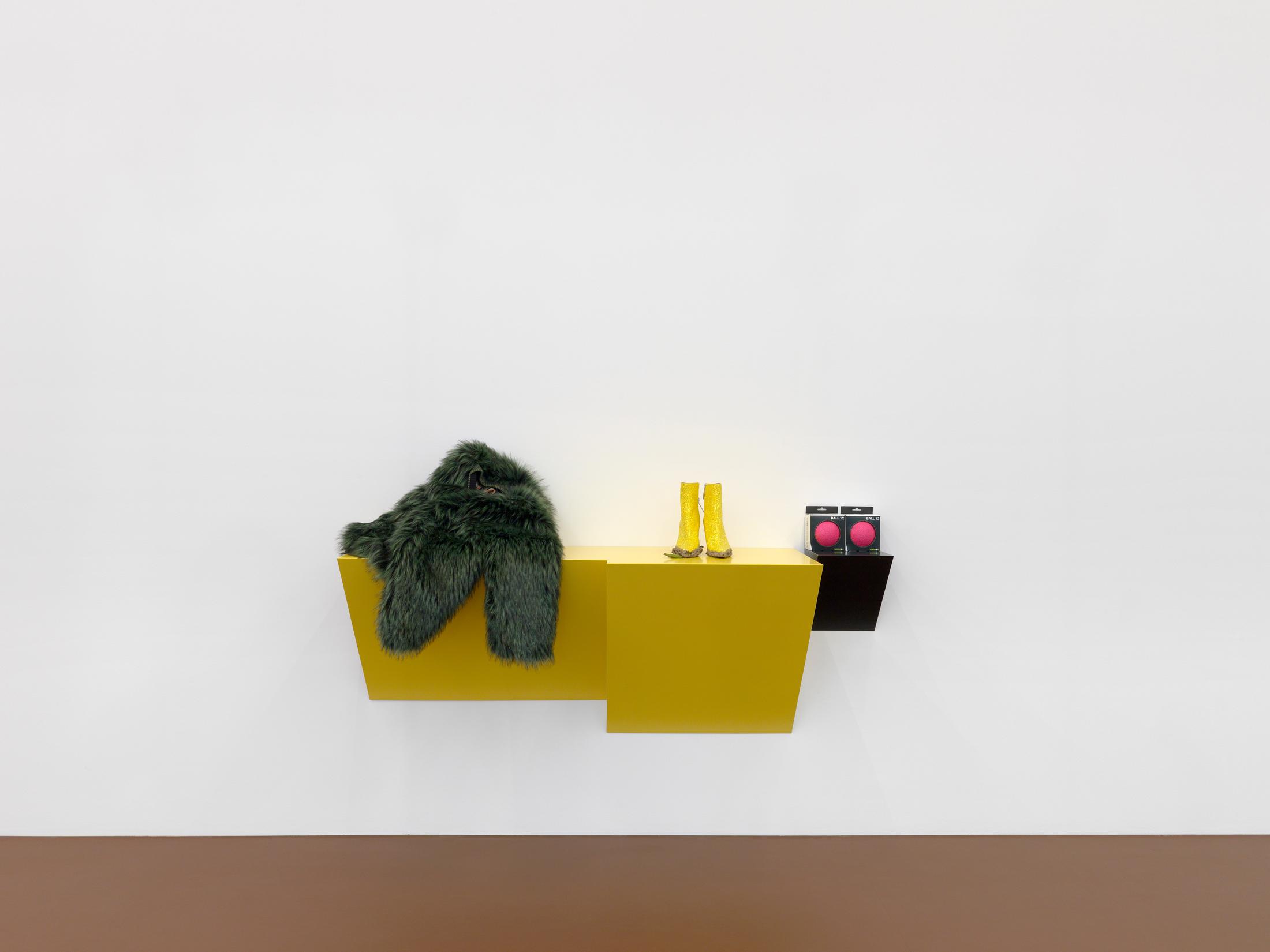 Exhibition View Sylvie Fleury Soloshow «JOY» at Karma International, Zurich, 2019 / Photo: Annik Wetter / Courtesy: the artist and Karma International