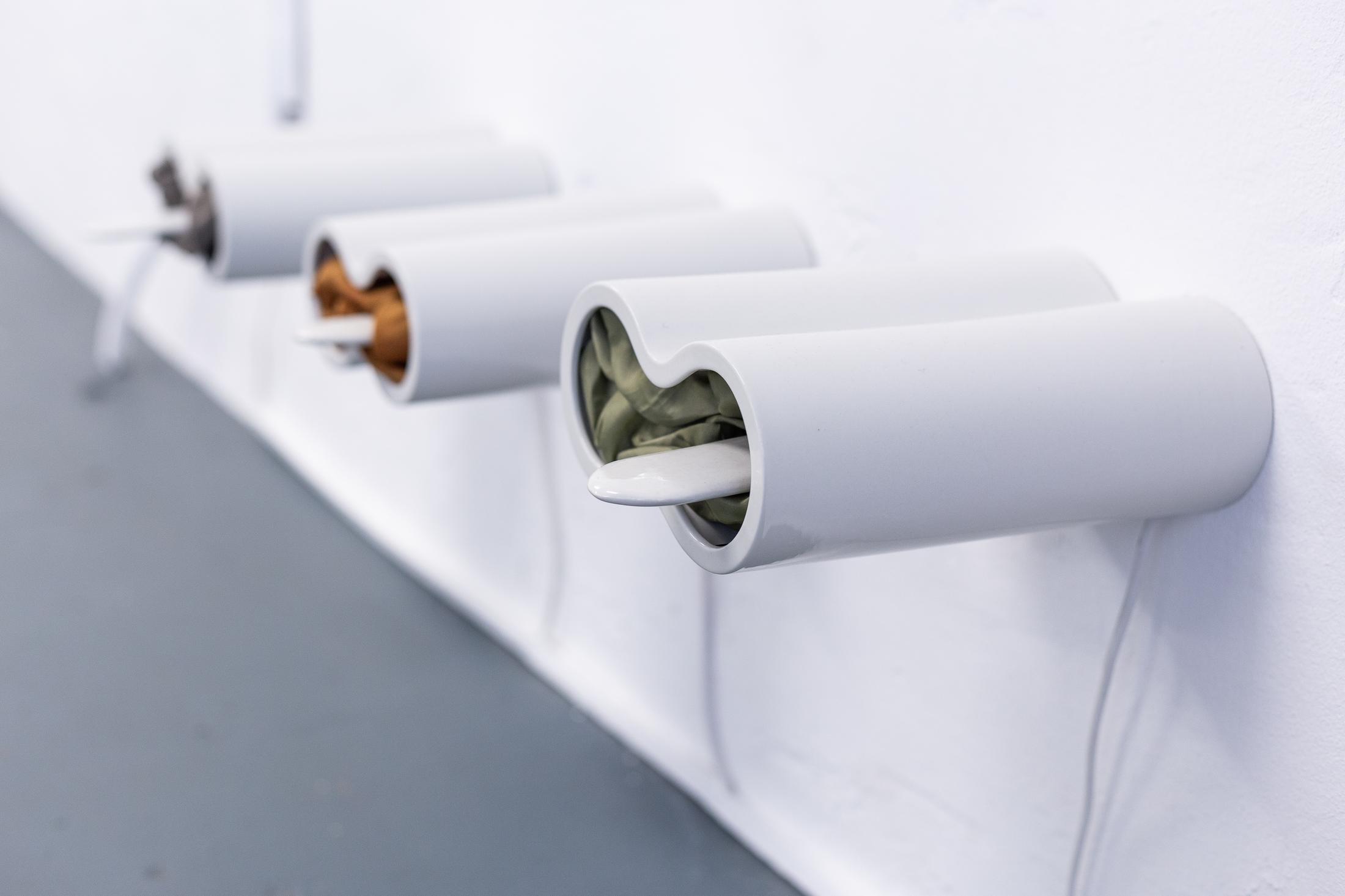 Exhibition View Groupshow «The Big Rip. Bounce, Chill or Crunch?; view on Gina Proenza, a a e o (1) (2) (3), 2018» at Last Tango, Zurich, 2019 / Photo: Kilian Bannwart / Courtesy: the artist and Last Tango, Zurich