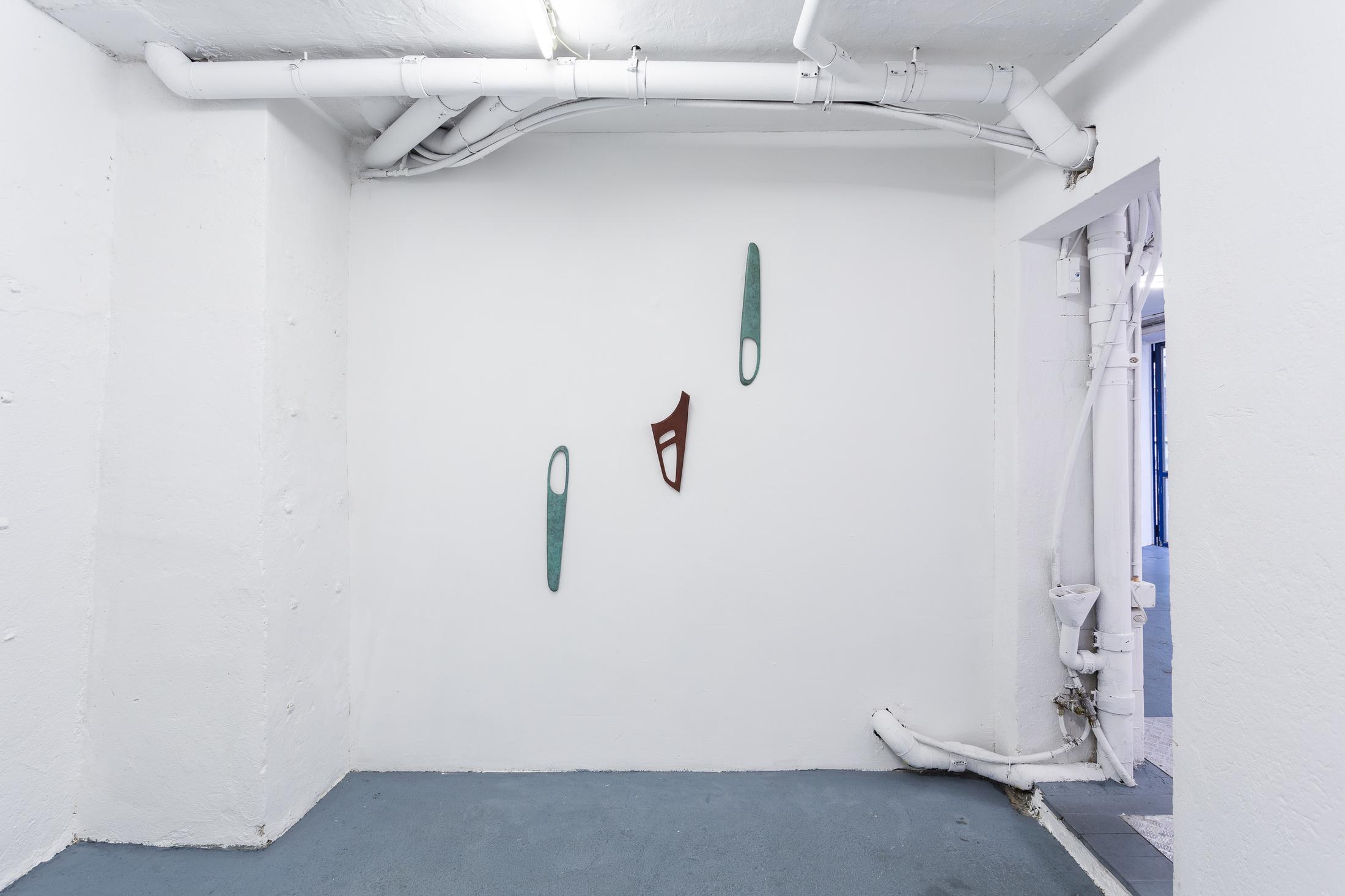 Exhibition View Groupshow «The Big Rip. Bounce, Chill or Crunch?; view on Alfredo Aceto» at Last Tango, Zurich, 2019 / Photo: Kilian Bannwart / Courtesy: the artist and Last Tango, Zurich