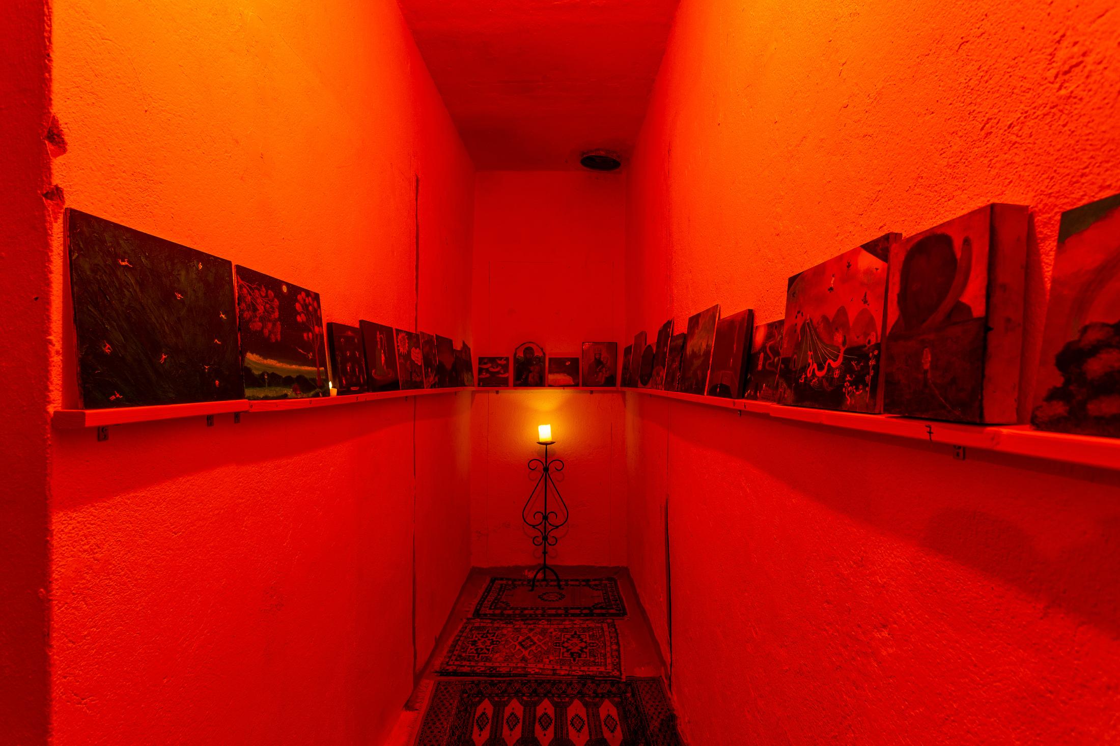 Exhibition View Groupshow «The Big Rip. Bounce, Chill or Crunch?; view on Jessica Diamond, Is That All There Is?, 1984/2019; Gina Proenza, a a e o (1) (2) (3), 2018; Gina Proenza, o a o, 2018» at Last Tango, Zurich, 2019 / Photo: Kilian Bannwart / Courtesy: the artist and Last Tango, Zurich