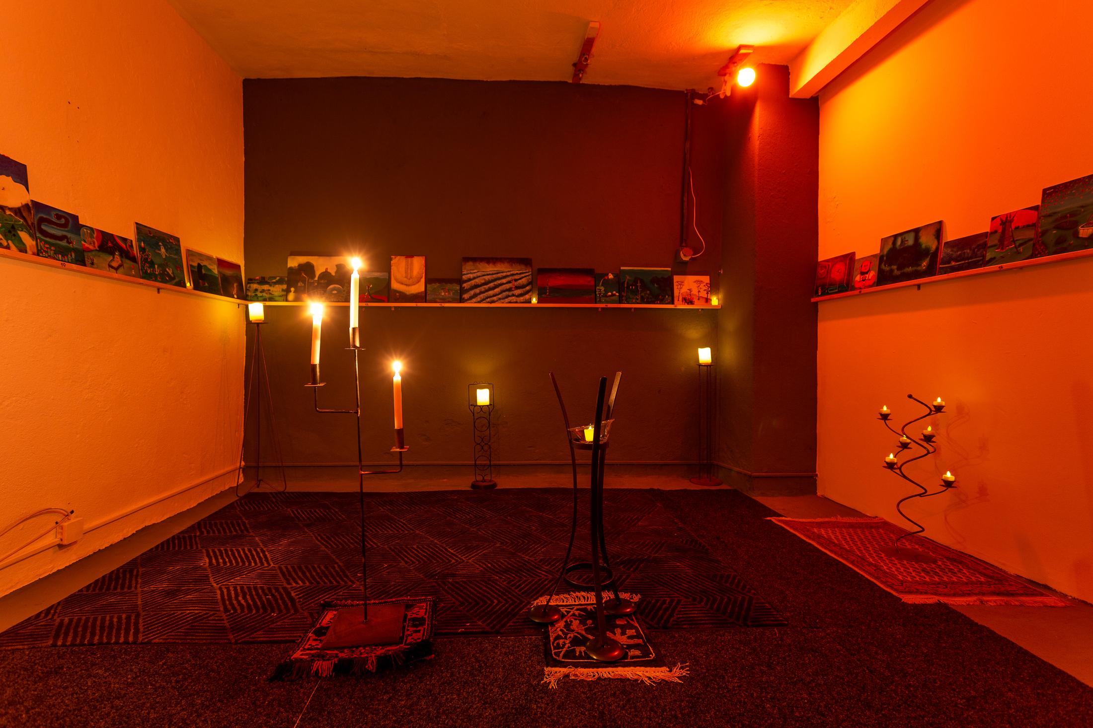 Exhibition View Groupshow «The Big Rip. Bounce, Chill or Crunch?; view on Jessica Diamond, Is That All There Is?, 1984/2019; Gina Proenza, a a e o (1) (2) (3), 2018; Gina Proenza, o a o, 2018» at Last Tango, Zurich, 2019 / Photo: Kilian Bannwart / Courtesy: the artist and Last Tango, Zurich