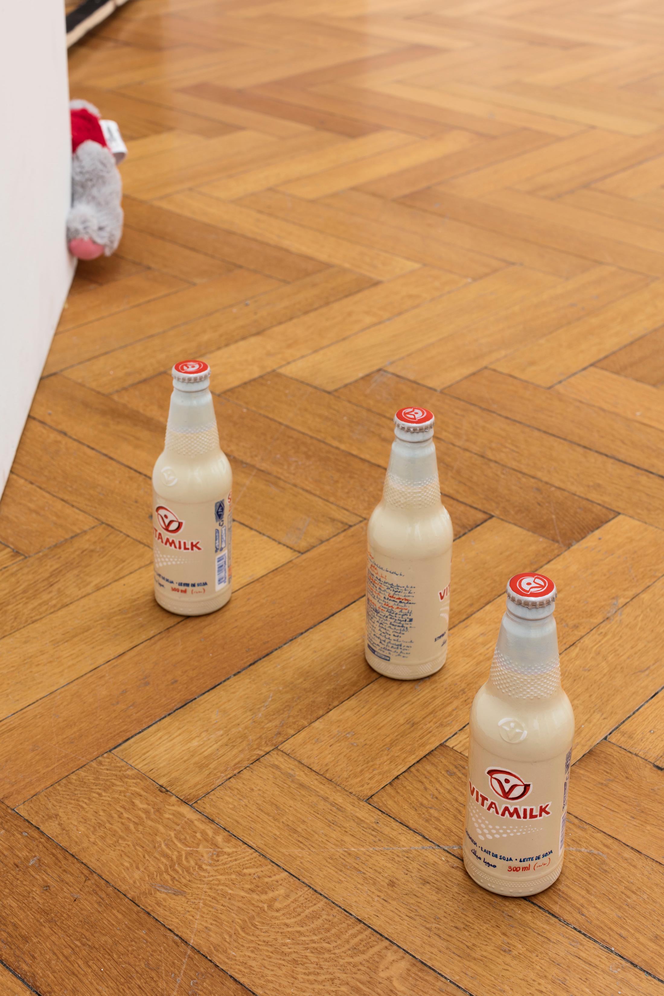 Exhibition View Tobias Kaspar «Independence» at Kunsthalle Bern, 2018 / Photo: Gunnar Meier / Courtesy: the artist and Kunsthalle Bern