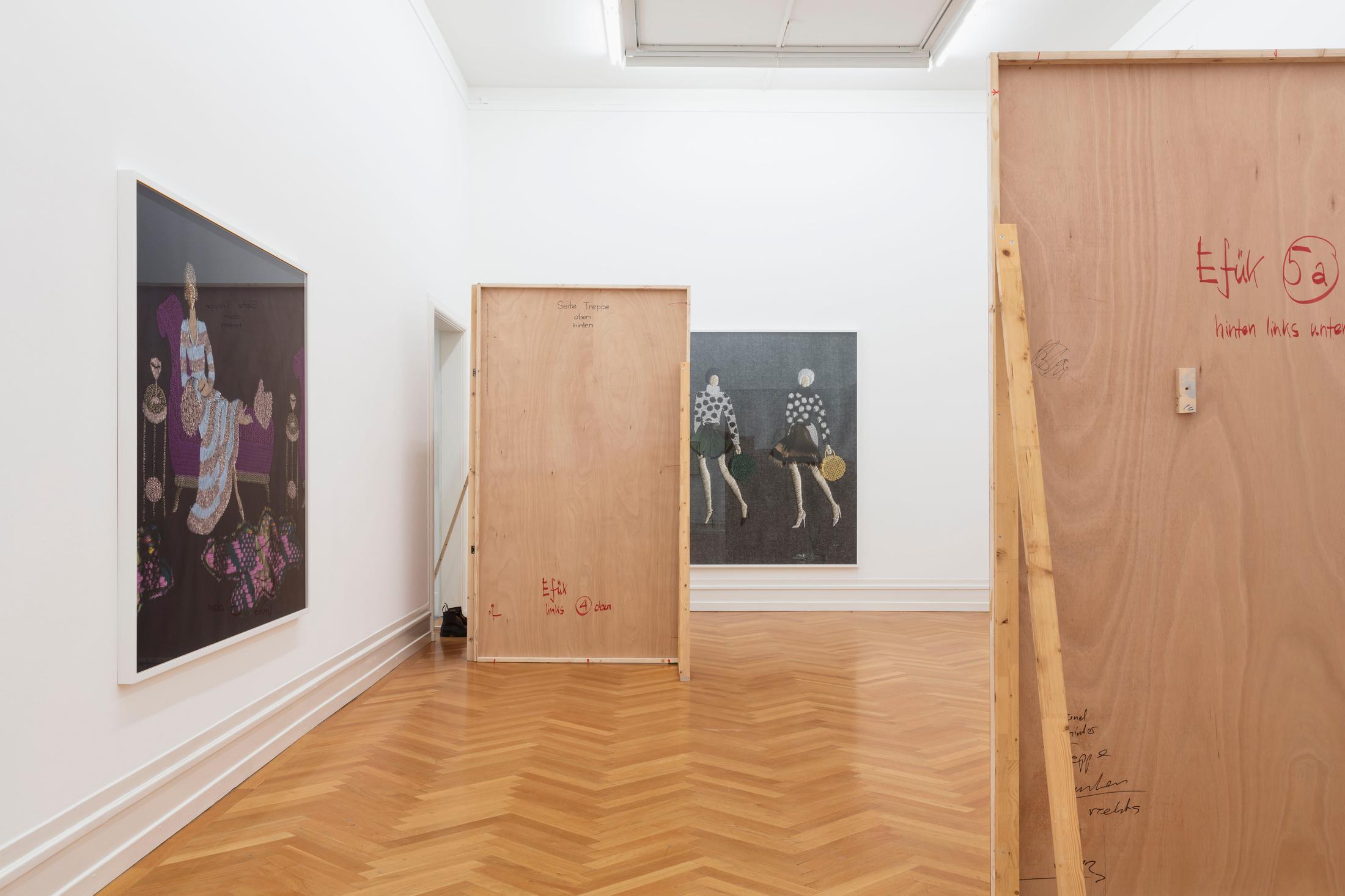 Exhibition View Tobias Kaspar «Independence» at Kunsthalle Bern, 2018 / Photo: Gunnar Meier / Courtesy: the artist and Kunsthalle Bern