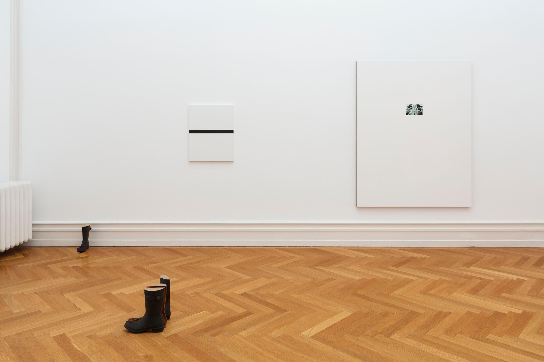 Exhibition View Tobias Kaspar «Independence» at Kunsthalle Bern, 2018 / Photo: Gunnar Meier / Courtesy: the artist and Kunsthalle Bern