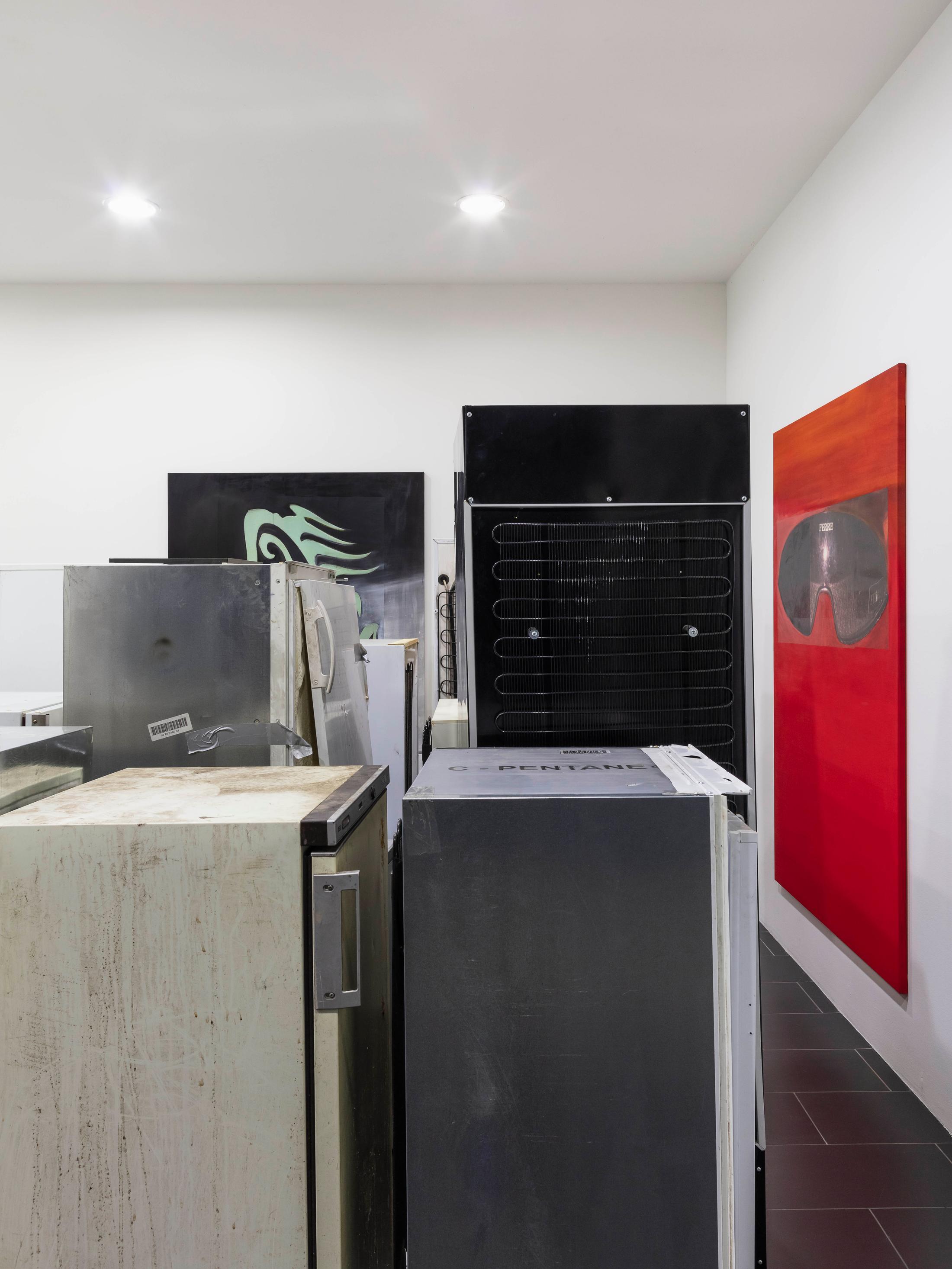 Exhibition View Tobias Spichtig Soloshow «Fridges & Mind Again» at SALTS Birsfelden, Basel, 2019 / Photo: Gunnar Meier / Courtesy: the artist and SALTS Birsfelden