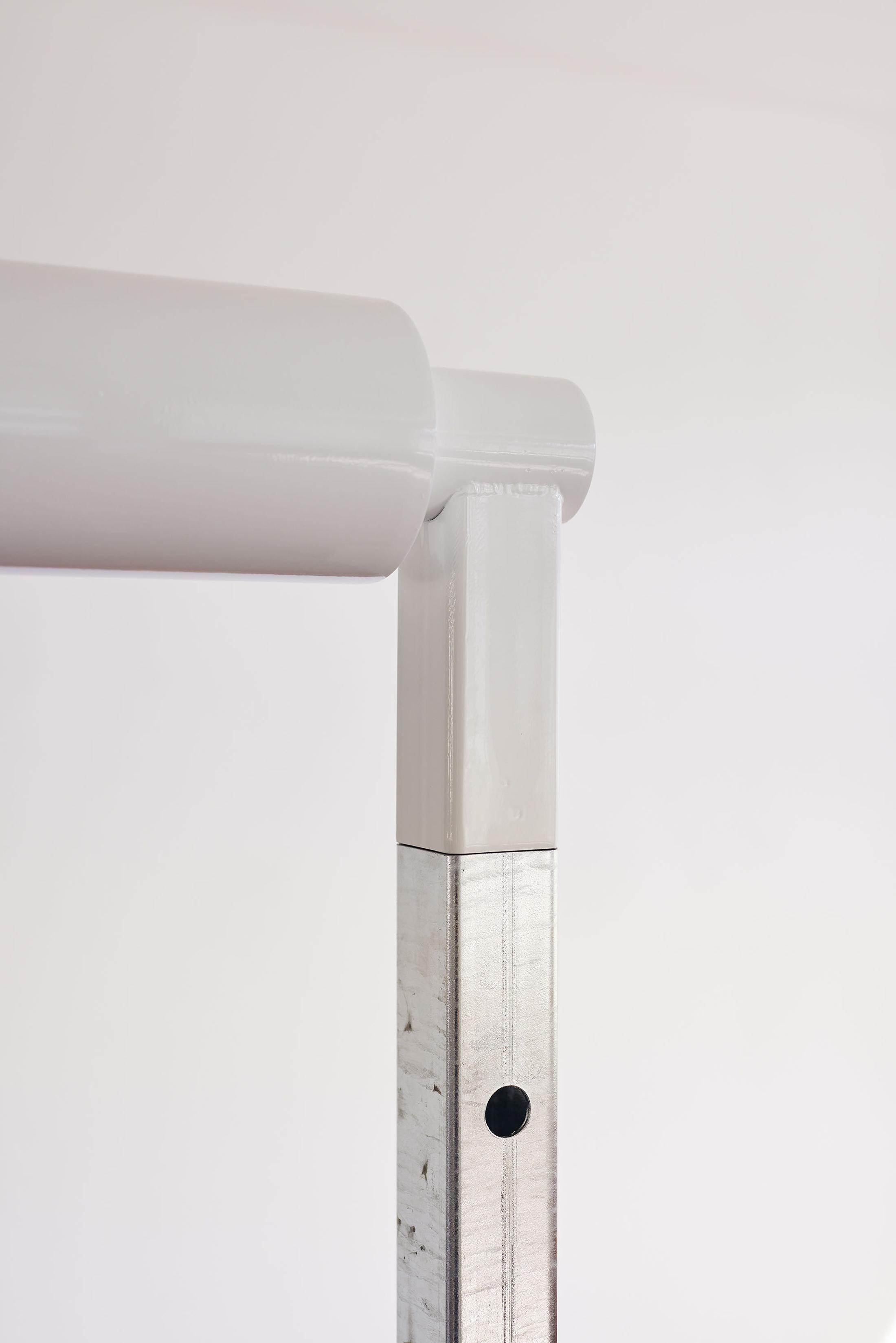 Exhibition View Toni Schmale Solo Show «watersports; view on Toni Schmale, watersports, 2022, detail» at Mayday, Basel, 2022 / Photo: Moritz Schermbach / Courtesy: the artist and Mayday