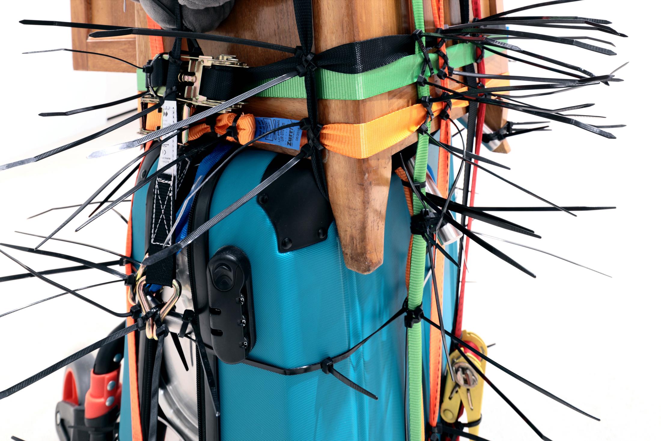 Exhibition View Umut Yasat Solo Show «35; view on Umut Yasat, Der Stapel 47, 2020-2022, (detail)» at Windhager von Kaenel, Zurich, 2022 / Courtesy: the artist and Windhager von Kaenel