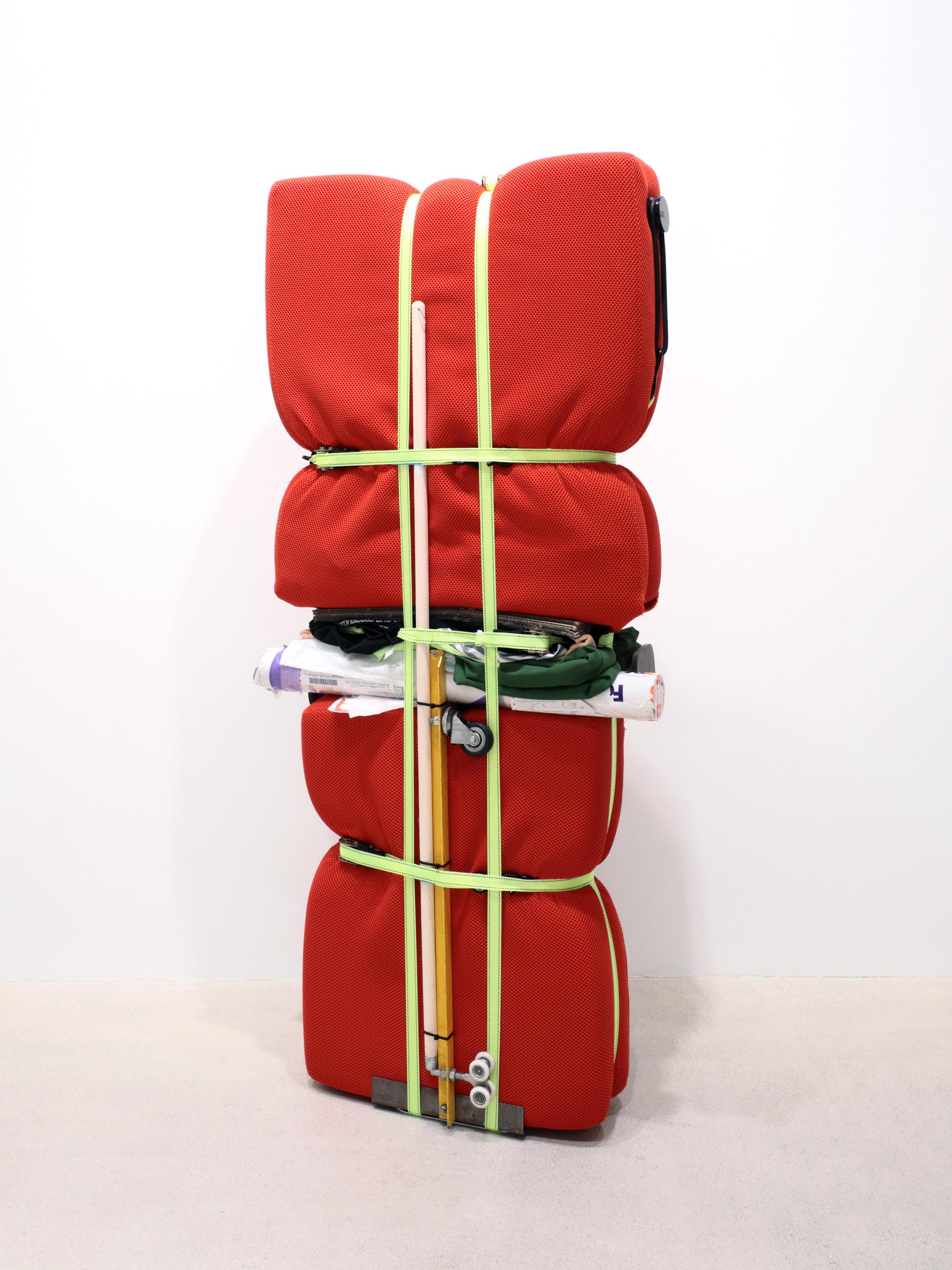 Exhibition View Umut Yasat Solo Show «35; view on Umut Yasat, Der Stapel 85, 2022, 175 x 79 x 43 cm, aluminium, plastic, glass, paper, cotton, foam, steel, iron, stainless steel, ink, felt-tip pen, ballpoint pen, pencil, lacquer, cardboard, wood» at Windhager von Kaenel, Zurich, 2022 / Courtesy: the artist and Windhager von Kaenel