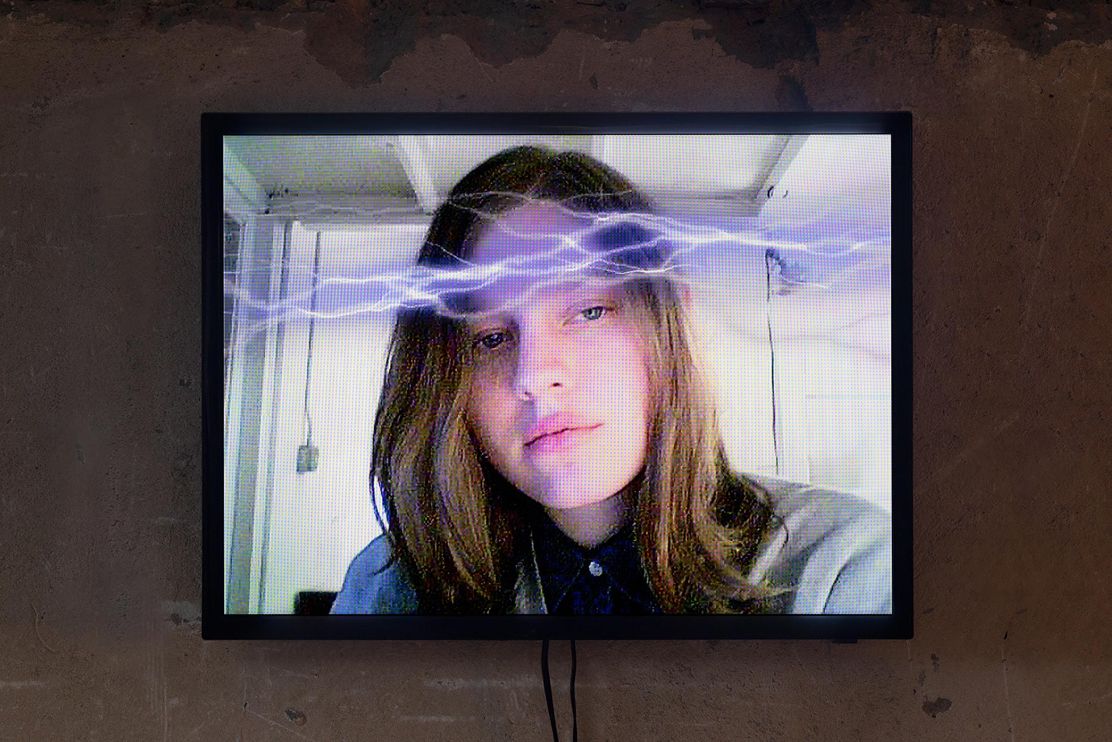 Exhibition View Group Show «Unbetrauerbar; view on Petra Cortright, VVEBCAM, 2007, webcam video, 1‘43‘‘» at For, Basel, 2022 / Photo: Gina Folly / Courtesy: the artist and For