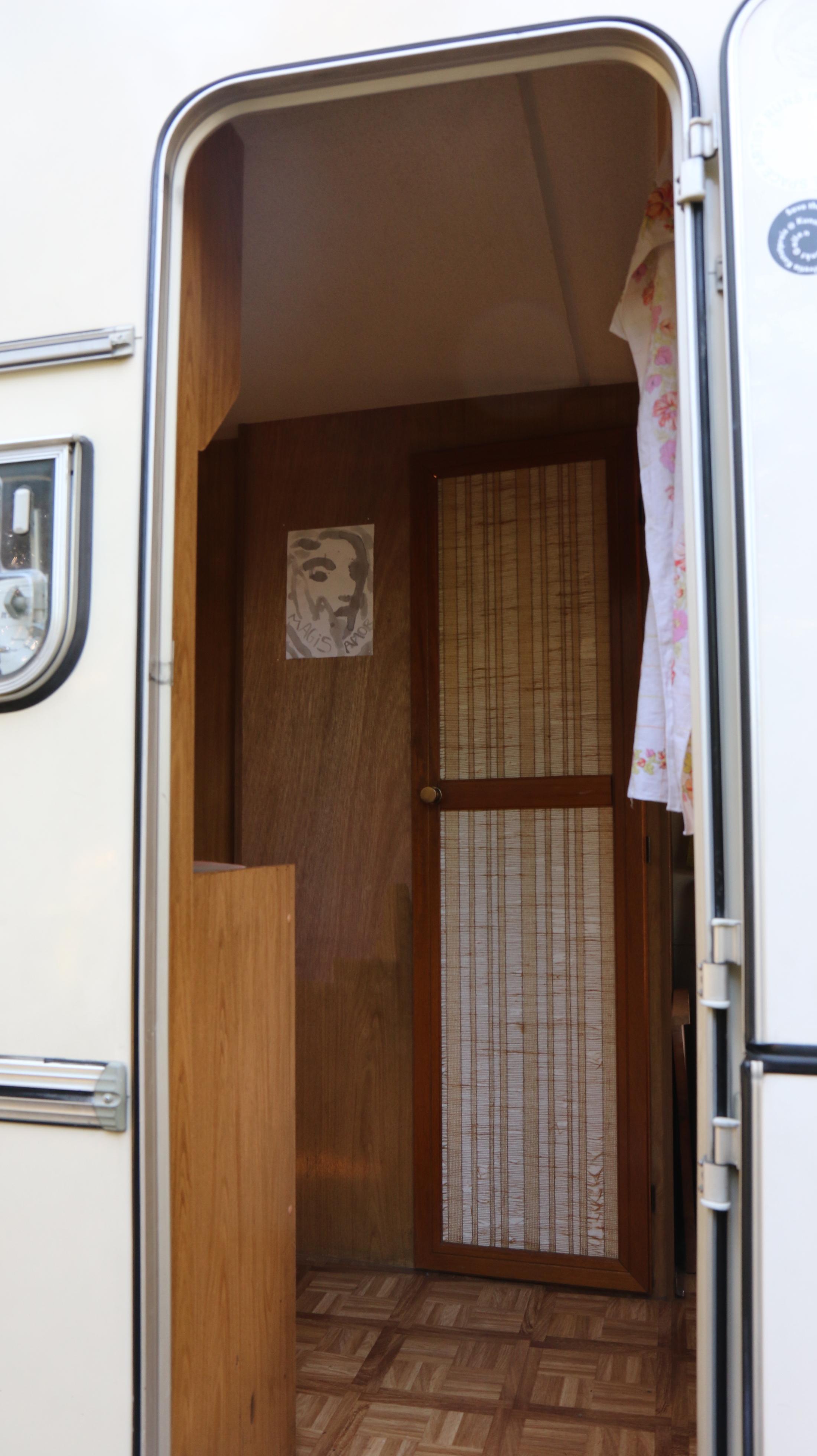 Exhibition View Groupshow «Une Histoire d'Amour; view on Lucas Herzig, Magis amore, 2019» at Sonnenstube, Lugano, 2020 / Photo: Théa Giglio / Courtesy: the artists, Sonnenstube and one gee in fog