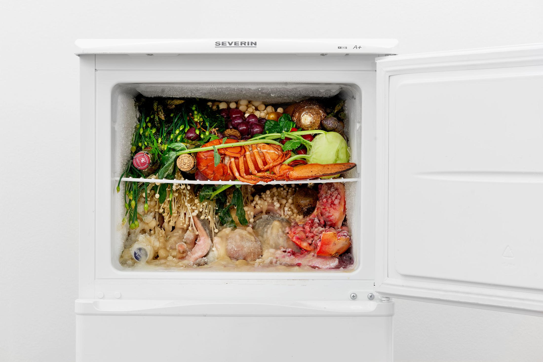 Installation view «Ungestalt», 2017. View on Adrián Villar Rojas, Untitled (from the series Rinascimento), 2017 / © 2017 Kunsthalle Basel. Photo: Philipp Hänger/Kunsthalle Basel. Courtesy the artist; kurimanzutto, Mexico City; Marian Goodman Gallery, London, Paris, New York