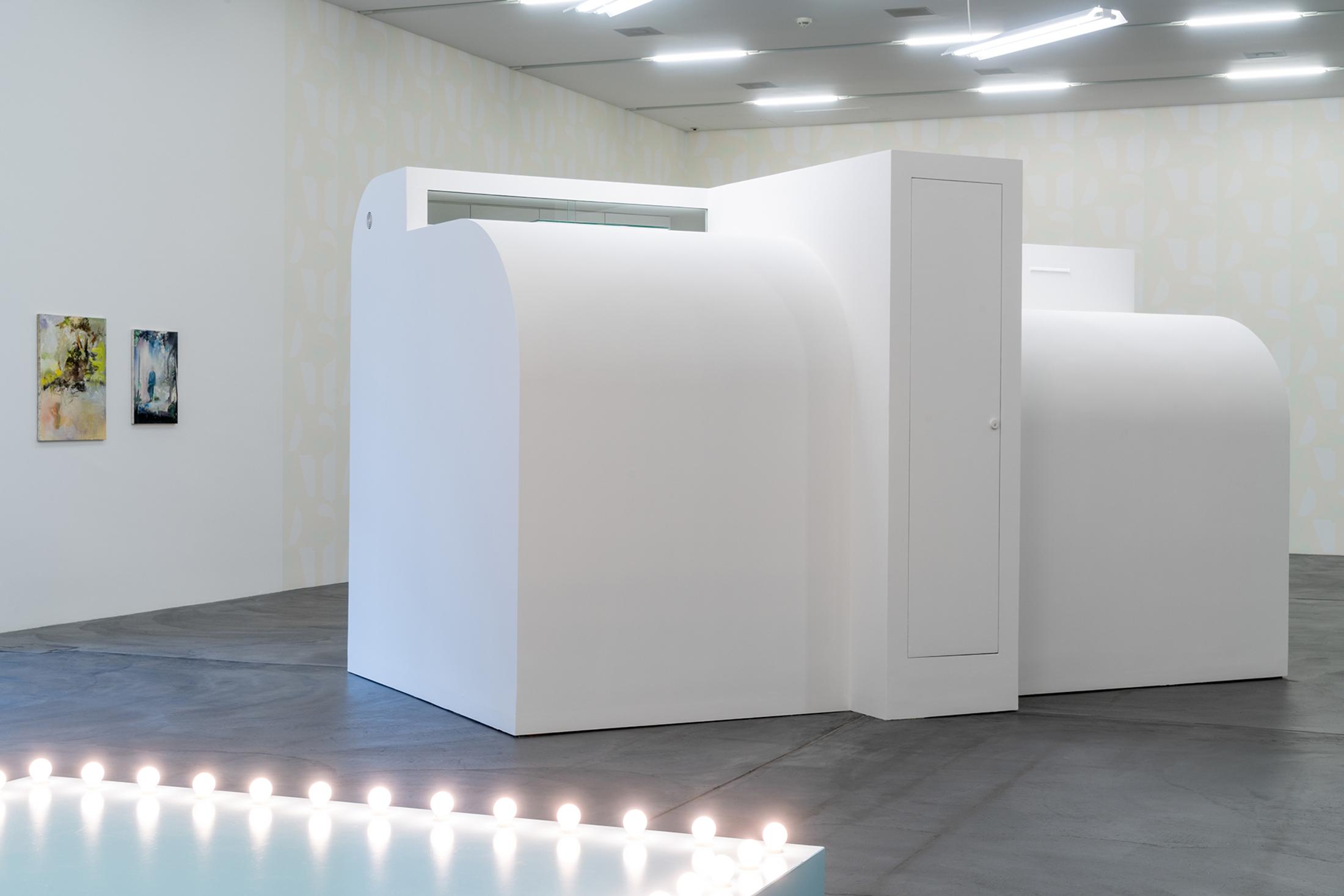 Exhibition View Groupshow «United by AIDS; view on Absalon, Cellule no. 2 (habitable), 1992–1993, © The Estate of Absalon, Courtesy of Hauser & Wirth Collection, Switzerland; Felix Gonzalez-Torres, “Untitled” (Go-Go Dancing Platform), 1991, Kunstmuseum St. Gallen, permanent loan from a private collection; Jochen Klein, Ohne Titel, 1997, Courtesy the artist and Galerie Buchholz, Berlin / Cologne / New York; Jochen Klein, Ohne Titel, 1997, Sammlung Daniel Buchholz & Christopher Müller, Köln» at Migros Museum, Zurich, 2019 / Photo: Lorenzo Pusterla / © Migros Museum, Zurich