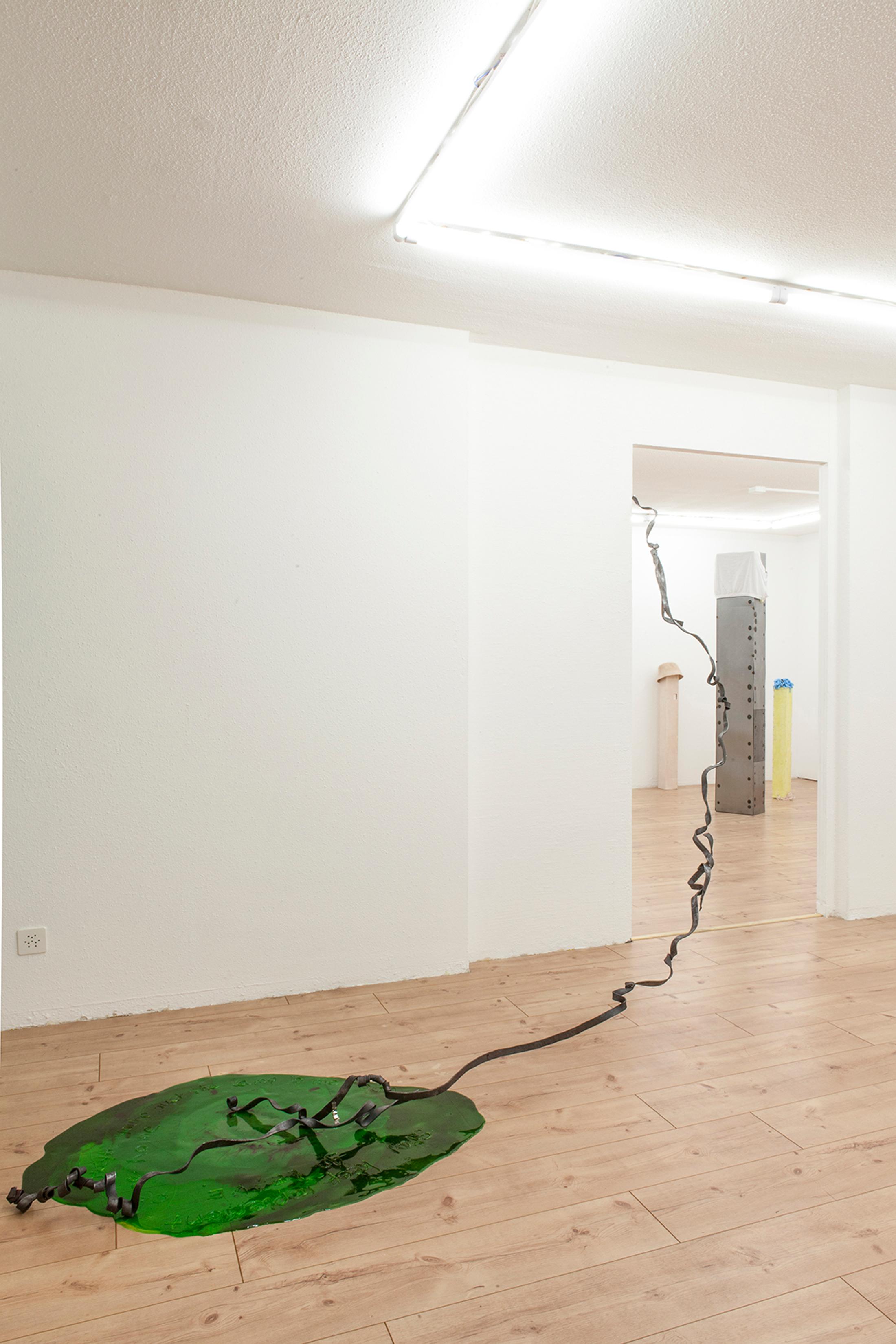 Exhibition View Groupshow «Unreal Estate» at HAMLET, Oerlikon, Zurich, 2020 / Courtesy: the artist and HAMLET
Julia Znoj, decocore planetary (she's around every corner), dimensions variable, 2019/2020
Jiajia Zhang, Citizen R (part of the series Oops Oops Estate), ca. 201 x 40.8 x 25.6 cm, 2019
Jiajia Zhang, Citizen E (part of the series Oops Oops Estate), ca. 118 x 22.5 x 23.5 cm, 2019
Jiajia Zhang, Citizen A (part of the series Oops Oops Estate), ca. 103.5 x 19 x 19.5 cm, 2019