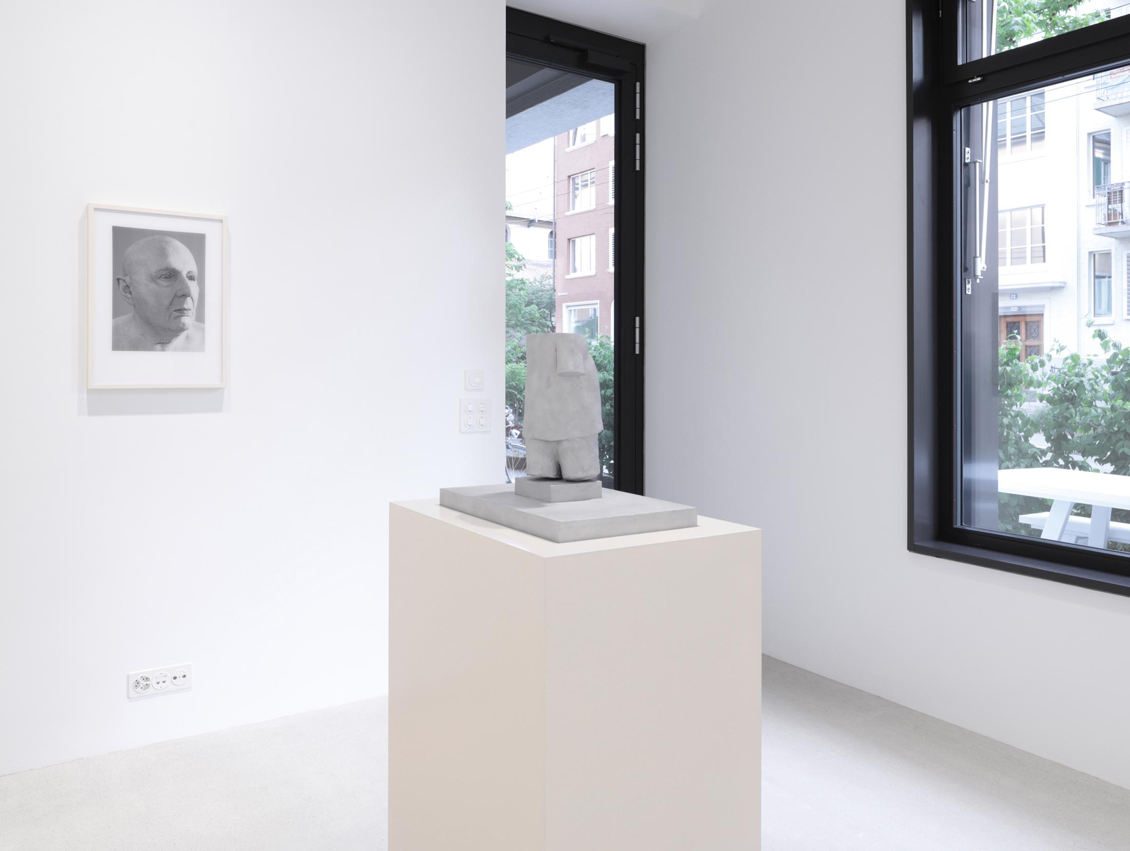 Exhibition View Urs Lüthi Solo Show «SUPERHUMAN» at Windhager von Kaenel, Zurich, 2021 / Courtesy: the artist and Windhager von Kaenel