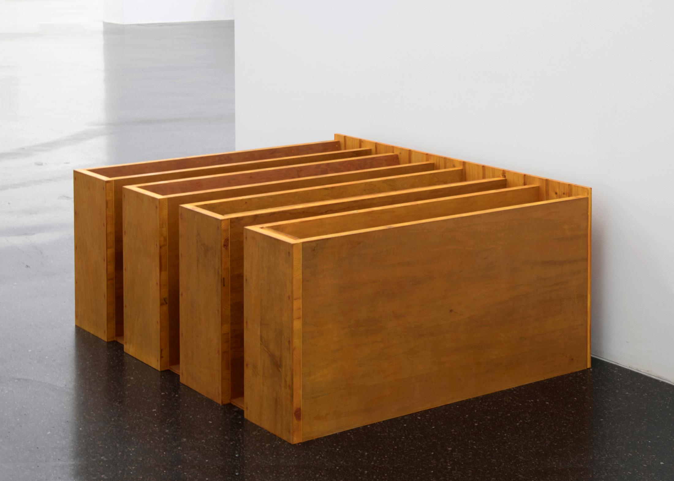 Exhibition View Vaclav Pozarek Soloshow «HOW (hot or what); view on Skulptur, 1993» at Galerie Francesca Pia, Zurich, 2019 / Photo: Flavio Karrer / Courtesy: the artist and Galerie Francesca Pia