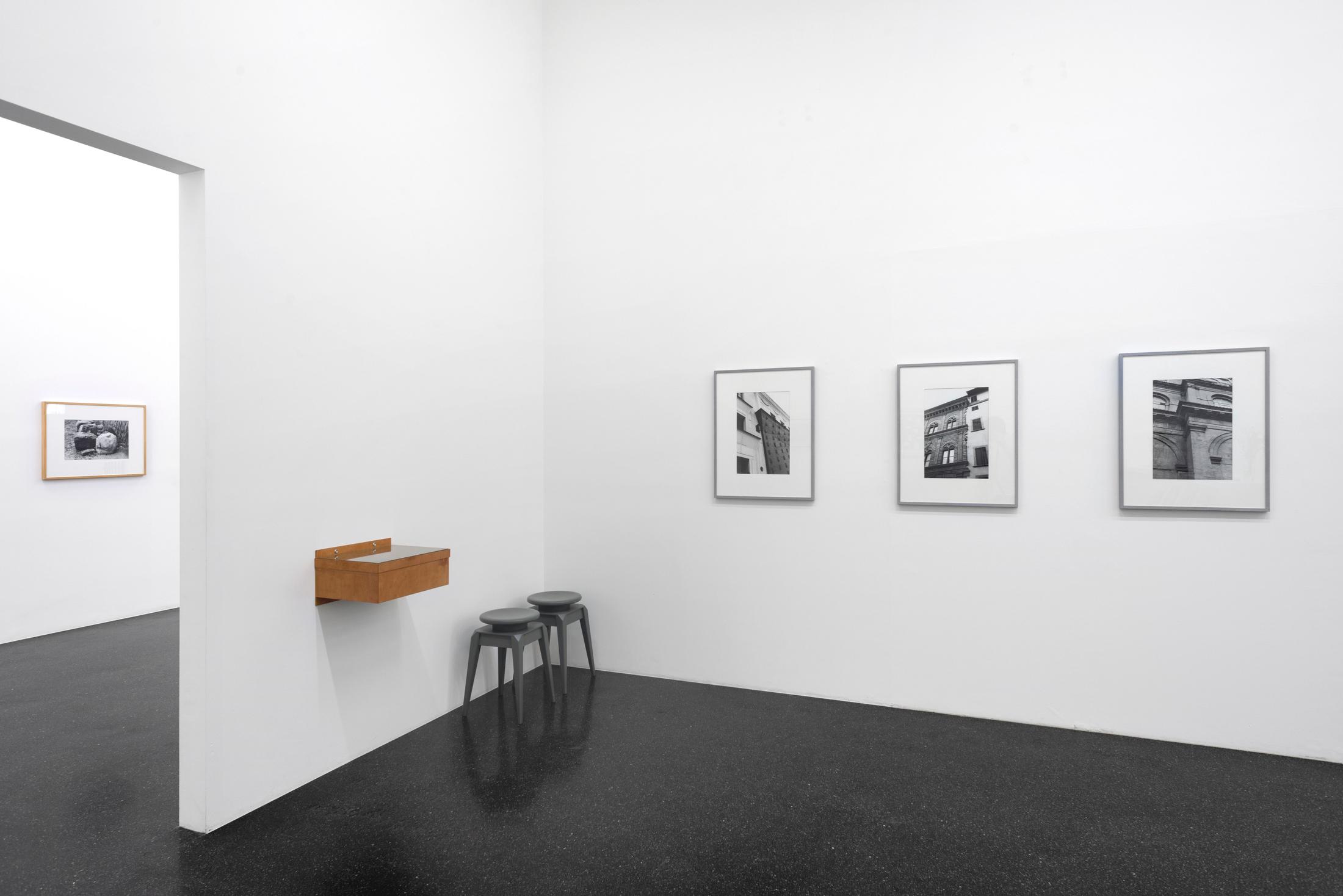 Exhibition View Vaclav Pozarek Soloshow «HOW (hot or what)» at Galerie Francesca Pia, Zurich, 2019 / Photo: Flavio Karrer / Courtesy: the artist and Galerie Francesca Pia