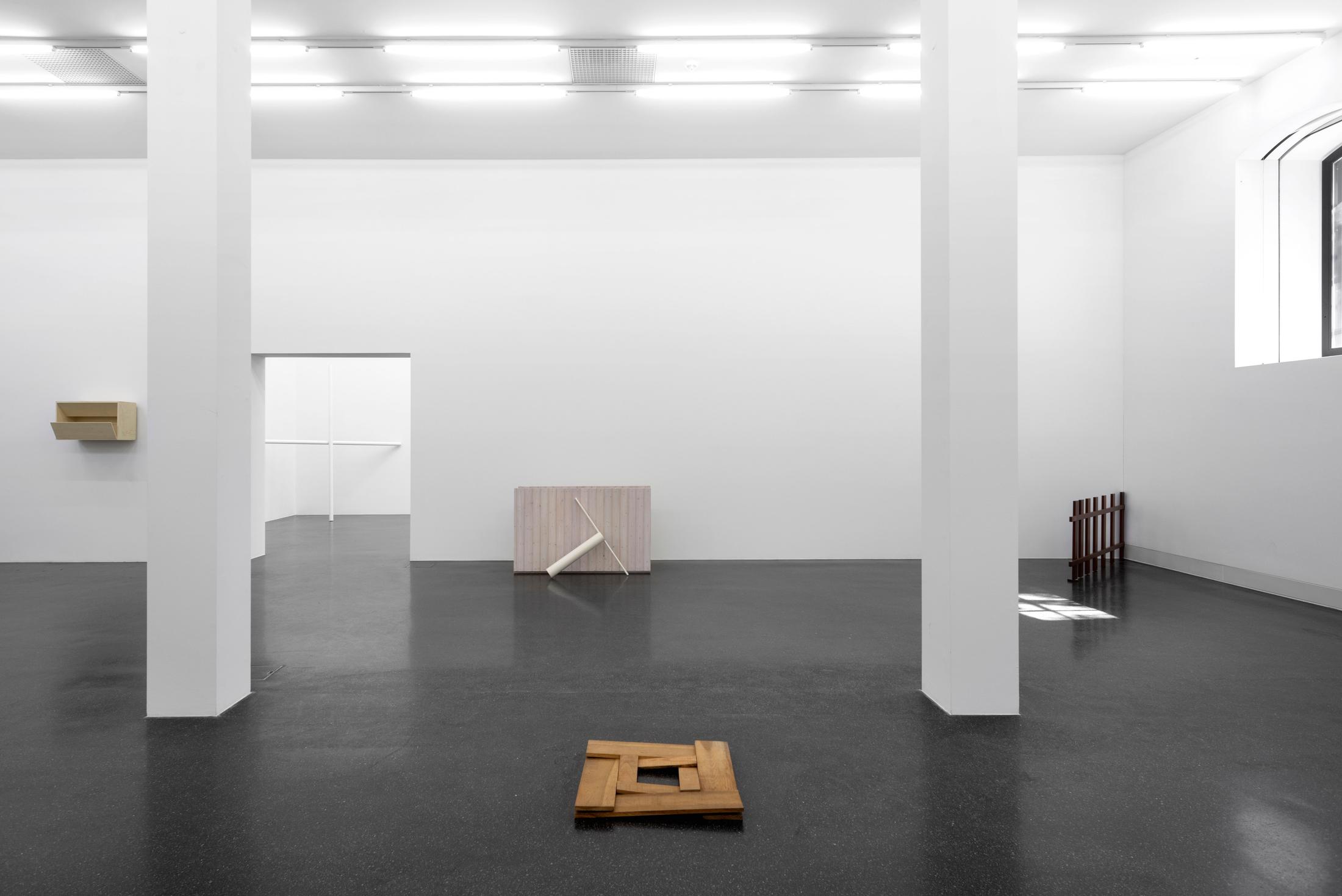 Exhibition View Vaclav Pozarek Soloshow «HOW (hot or what)» at Galerie Francesca Pia, Zurich, 2019 / Photo: Flavio Karrer / Courtesy: the artist and Galerie Francesca Pia