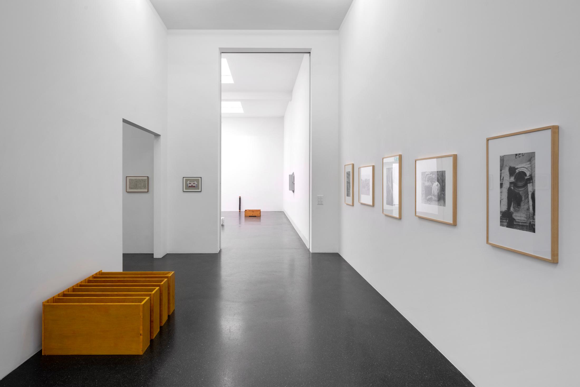 Exhibition View Vaclav Pozarek Soloshow «HOW (hot or what)» at Galerie Francesca Pia, Zurich, 2019 / Photo: Flavio Karrer / Courtesy: the artist and Galerie Francesca Pia