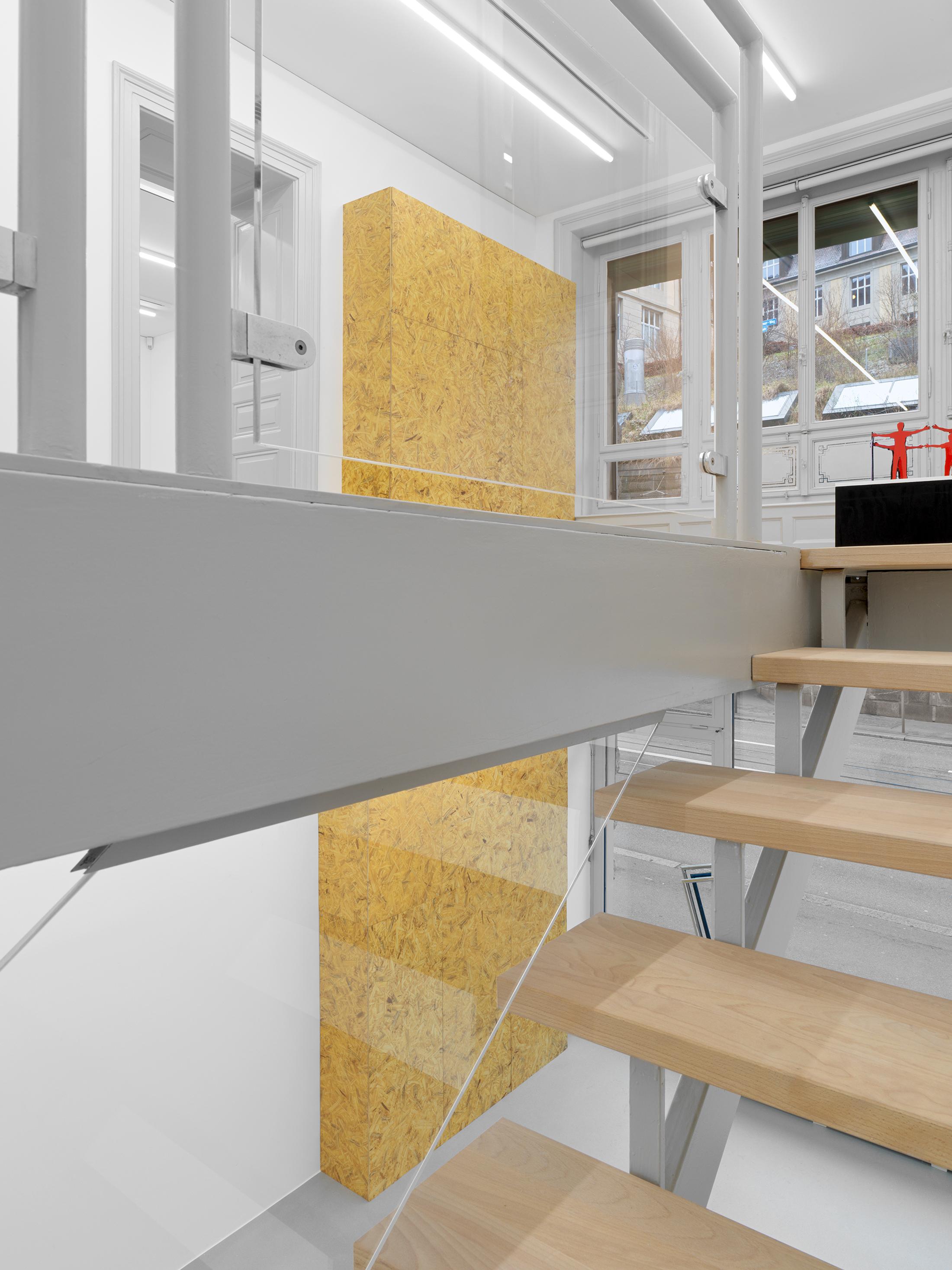 Exhibition View Valentin Carron Soloshow at Galerie Eva Presenhuber, Rämistrasse, Zurich, 2020 / © Valentin Carron / Photo: Stefan Altenburger / Courtesy: the artist and Galeire Eva Presenhuber Zurich / New York