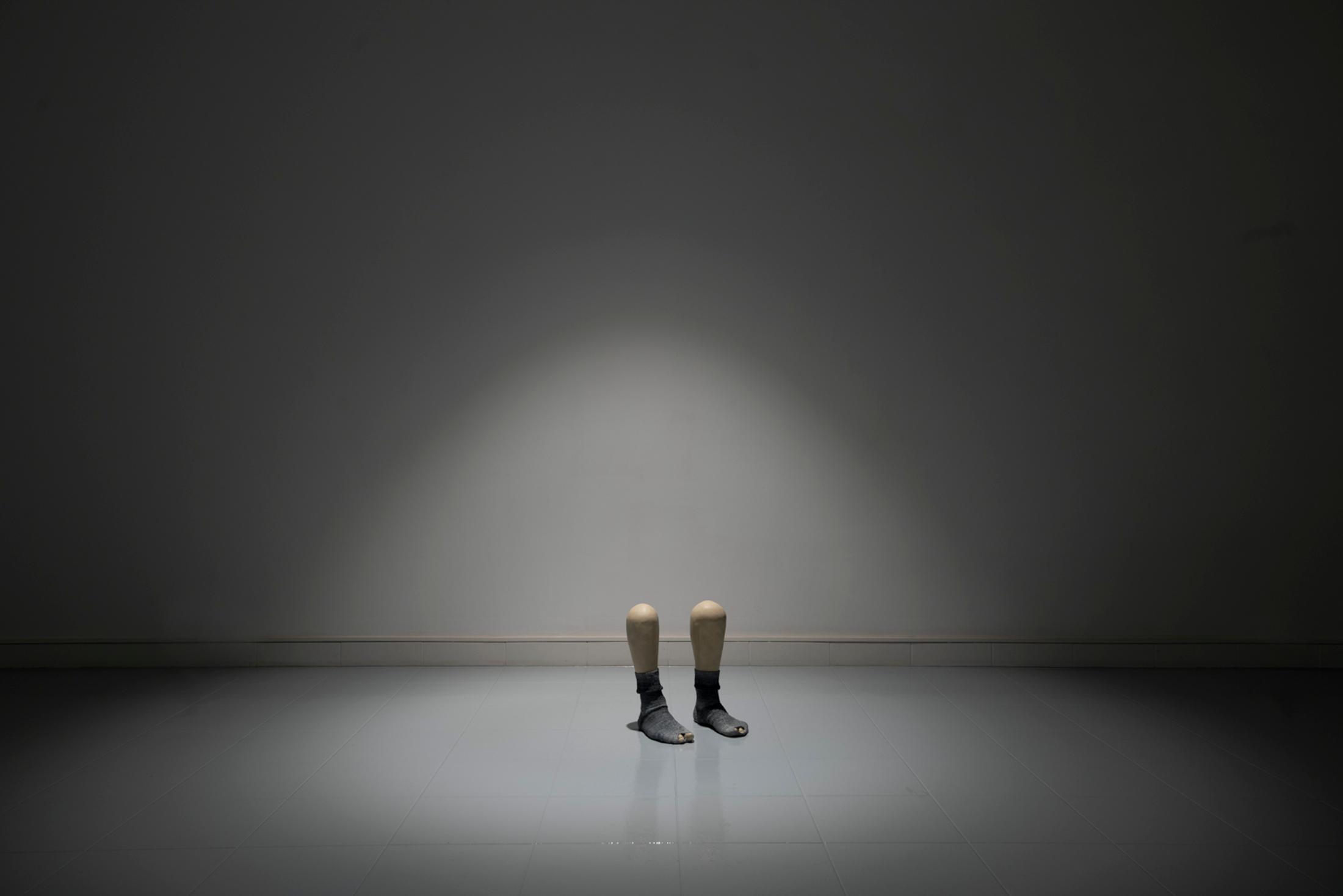 Exhibition View Valentin Carron Solo Show «Ovals In The Dark» at Wilde Gallery, 2022 / Photo: Greg Clément / Courtesy: the artist and Wilde Gallery