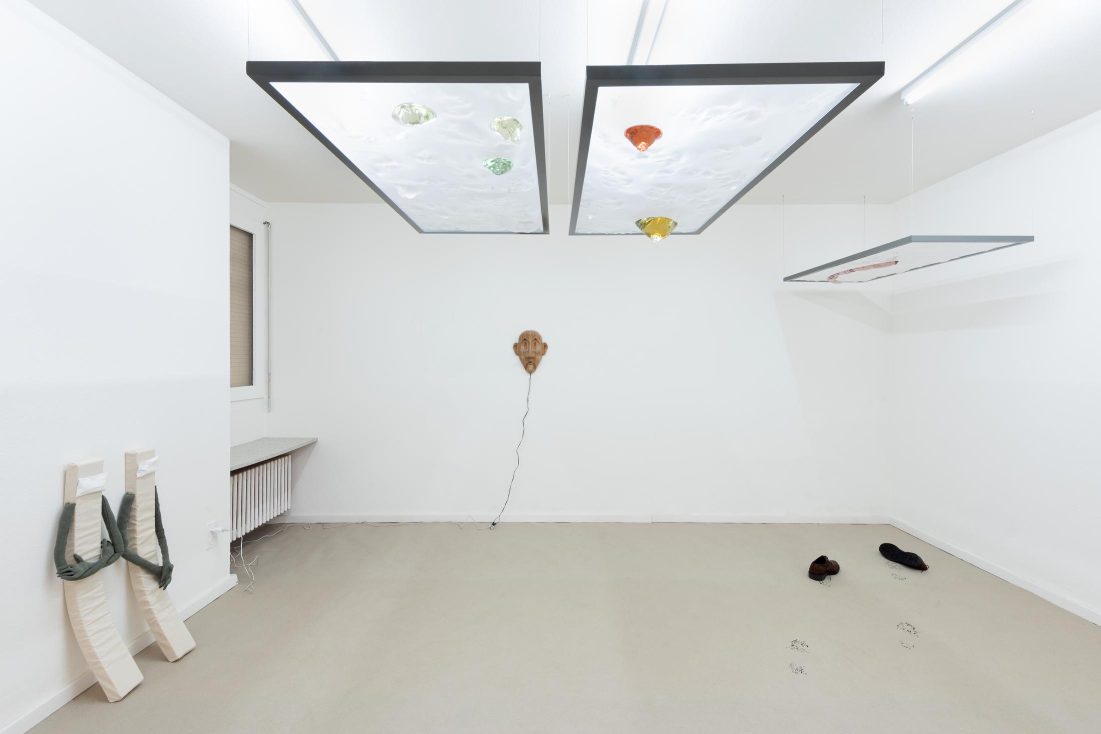 Exhibition View Duo Show «The most beautiful mistake in the world» at Sonnenstube, Lugano, 2022 / Photo: Mattia Angelini / Courtesy: the artists and Sonnenstube