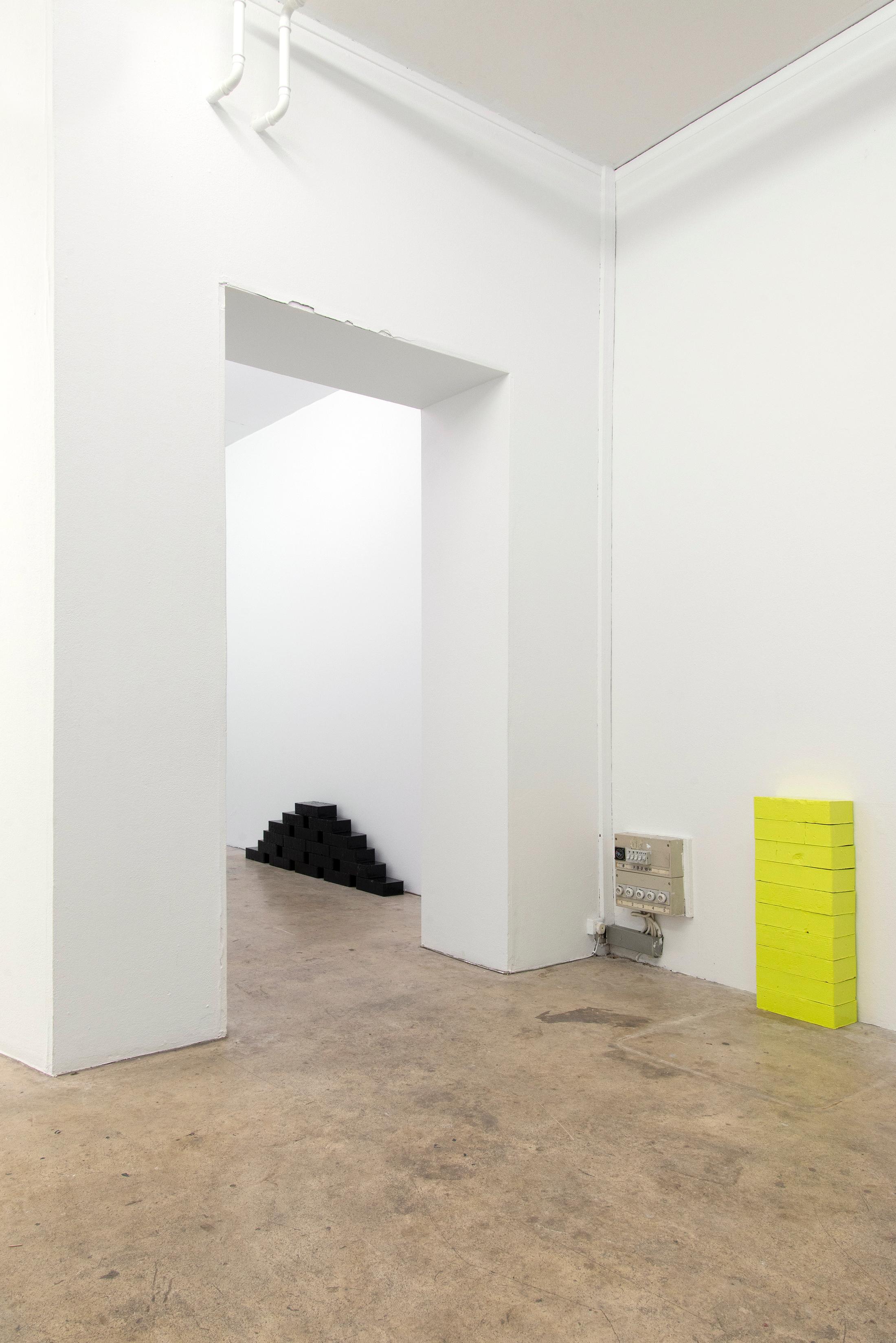 Exhibition View Valentina Triet Soloshow «Quader, Bricks, Loyalty, Heavenly Noblesse...» at Milieu, Bern, 2019 / Photo: Andreas Lumineau / Courtesy: the artist and Milieu, Bern