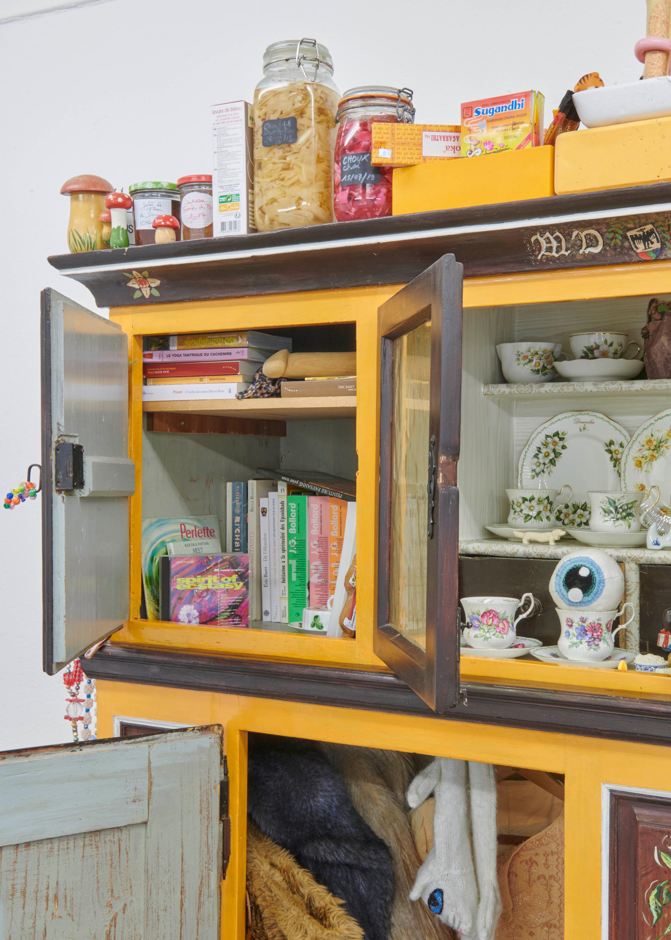 Exhibition View Groupshow «Everyday is in Eternity Bound; view on Vidya Gastaldon, La joie sans objet (puja), 2019» at WallRiss, Fribourg, 2019 / Courtesy: the artist and WallRiss