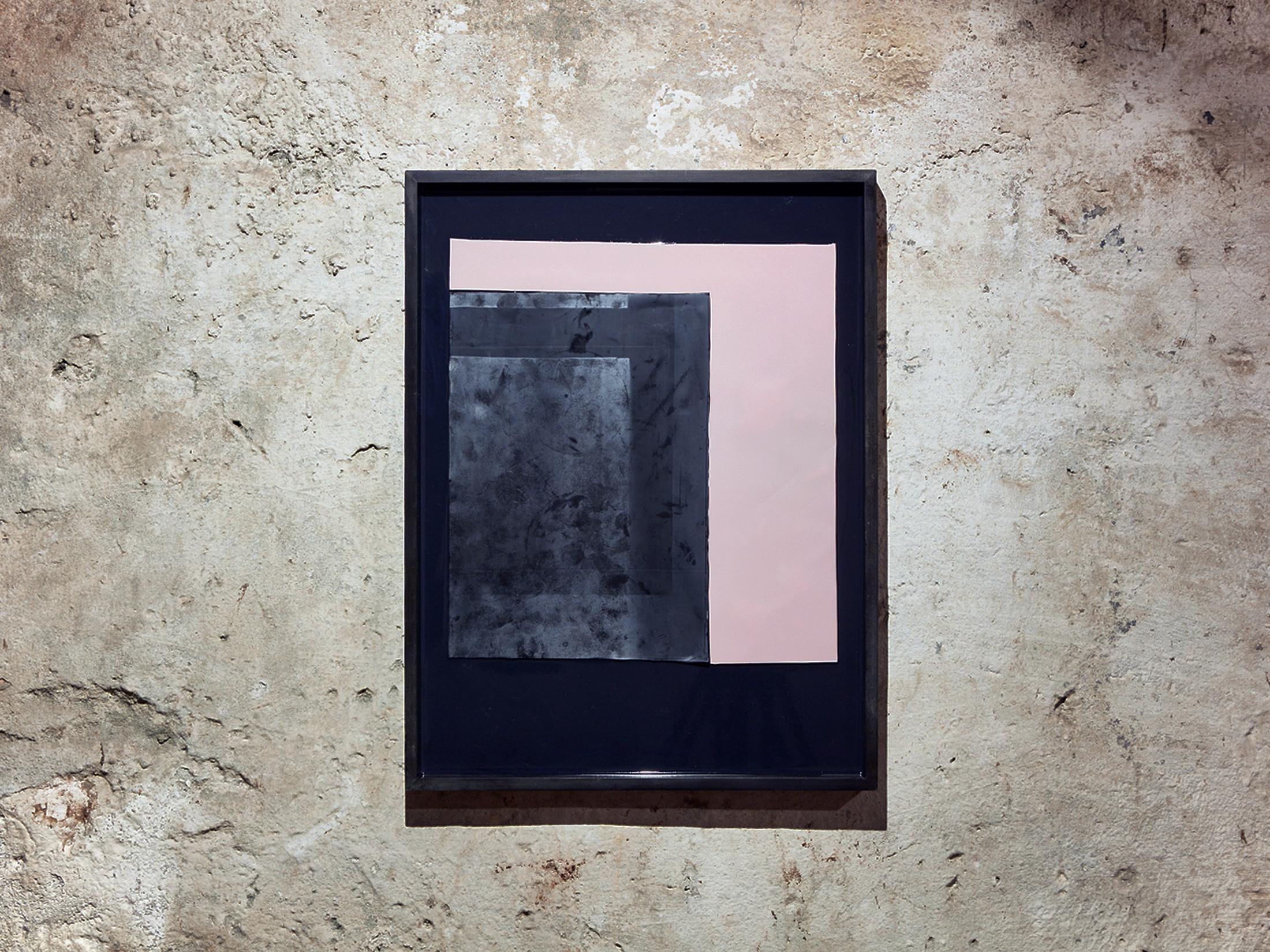 Exhibition View Vanessa Safavi Soloshow «Milch; view on Black Corners, 2019» at Stalletta Madulain by Windhager von Kaenel / Photo: Philippe Hubler / Courtesy: the artist