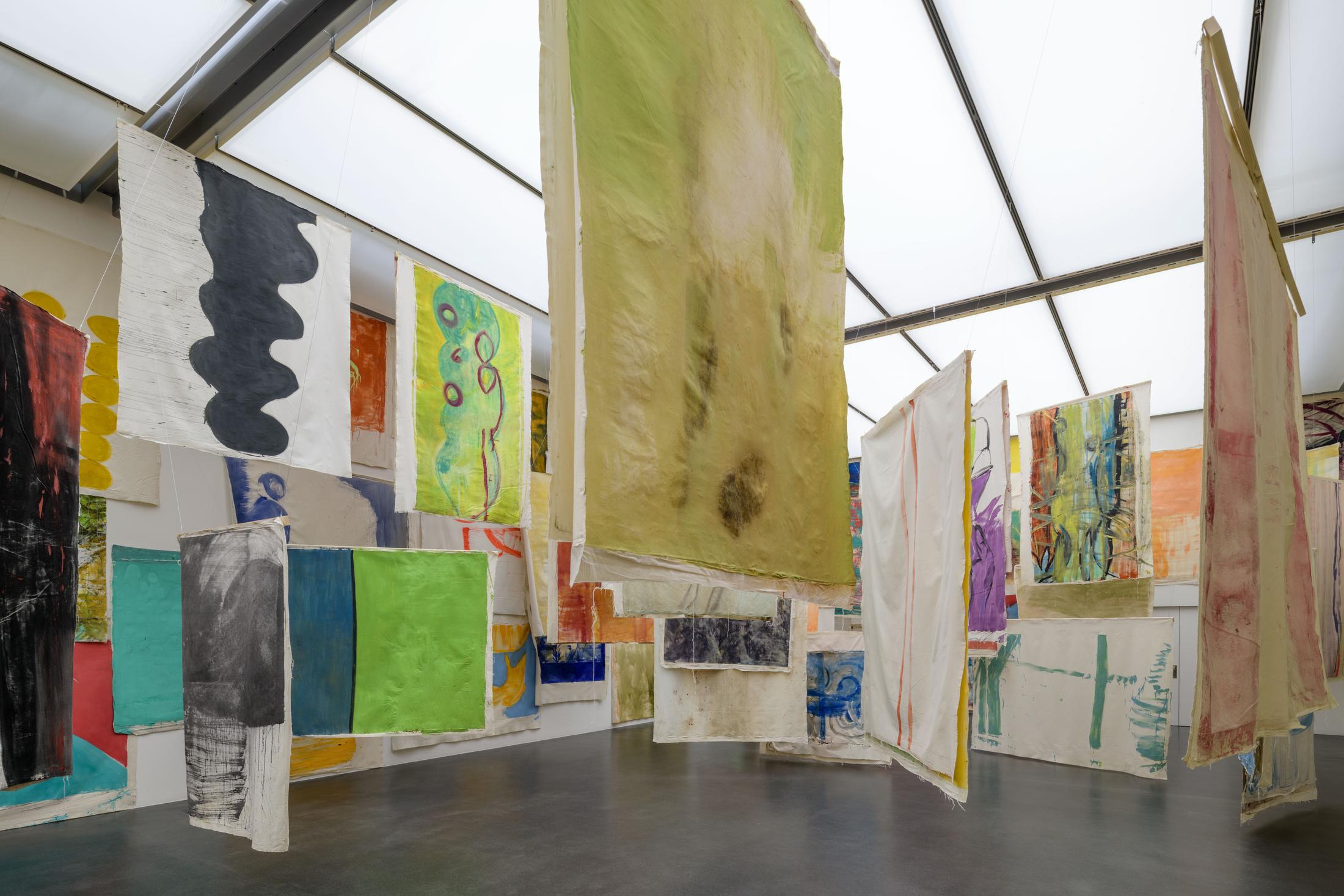 Exhibition View Vivian Suter Solo Show «Retrospective» at Kunstmuseum Luzern, 2021 / Photo: Marc Latzel / Courtesy: the artist and Kunstmuseum Luzern