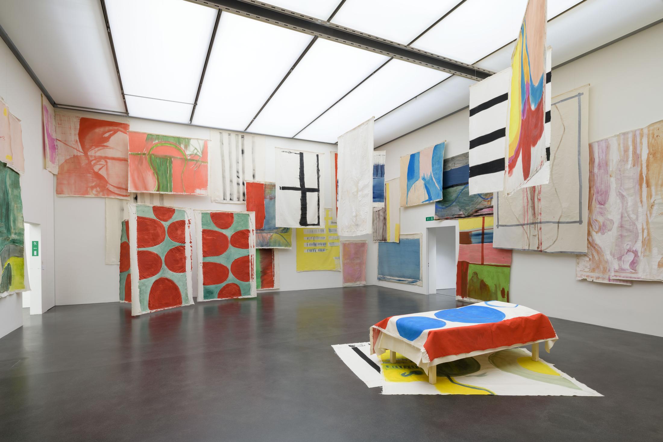 Exhibition View Vivian Suter Solo Show «Retrospective» at Kunstmuseum Luzern, 2021 / Photo: Marc Latzel / Courtesy: the artist and Kunstmuseum Luzern