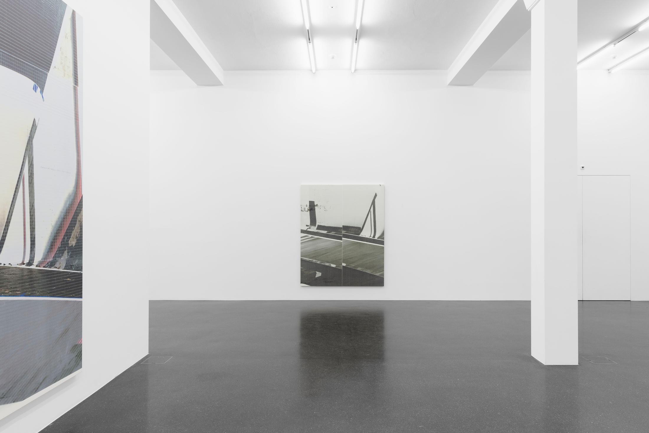 Exhibition View Wade Guyton «Fire and Fury» at Galerie Francesca Pia, Zurich, 2018 / Photo: Gunnar Meier / Courtesy: the artist and Galerie Francesca Pia, Zurich