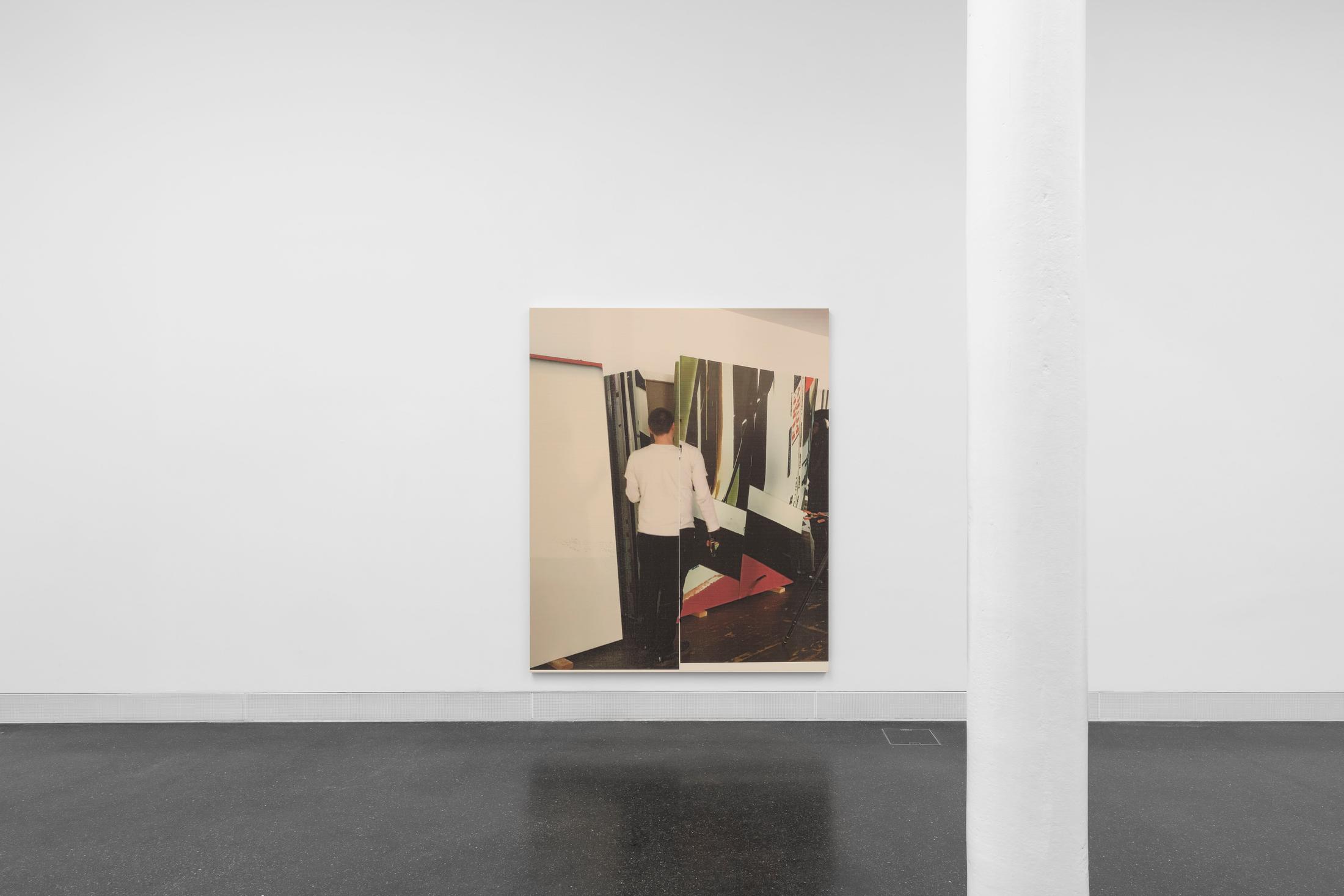 Exhibition View Wade Guyton «Fire and Fury» at Galerie Francesca Pia, Zurich, 2018 / Photo: Gunnar Meier / Courtesy: the artist and Galerie Francesca Pia, Zurich