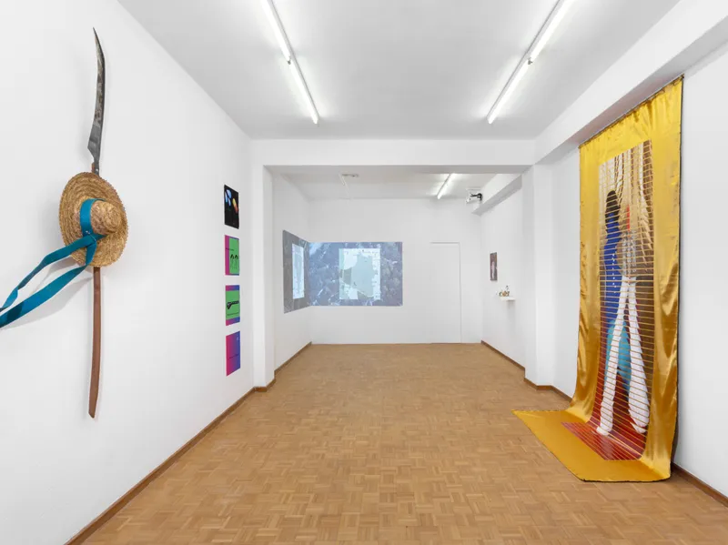 Exhibition View Group Show «When Red and White ain’t so Black and White» at Sentiment, Zurich, 2022 / Photo: Julien Gremaud / Courtesy: the artists and Sentiment