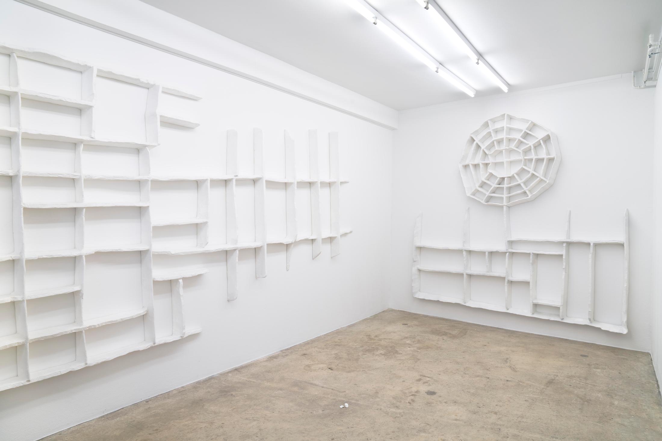 Exhibition View Groupshow «Winds of Change; view on Vinzenz Meyner, Family Business, 2020, 185 x 480 cm, Papier mâché and Vinzenz Meyner, Soft Skills, 2020, 235 x 250 cm, Papier mâché» at Milieu, Bern, 2020 / Courtesy: the artist and Milieu, Bern