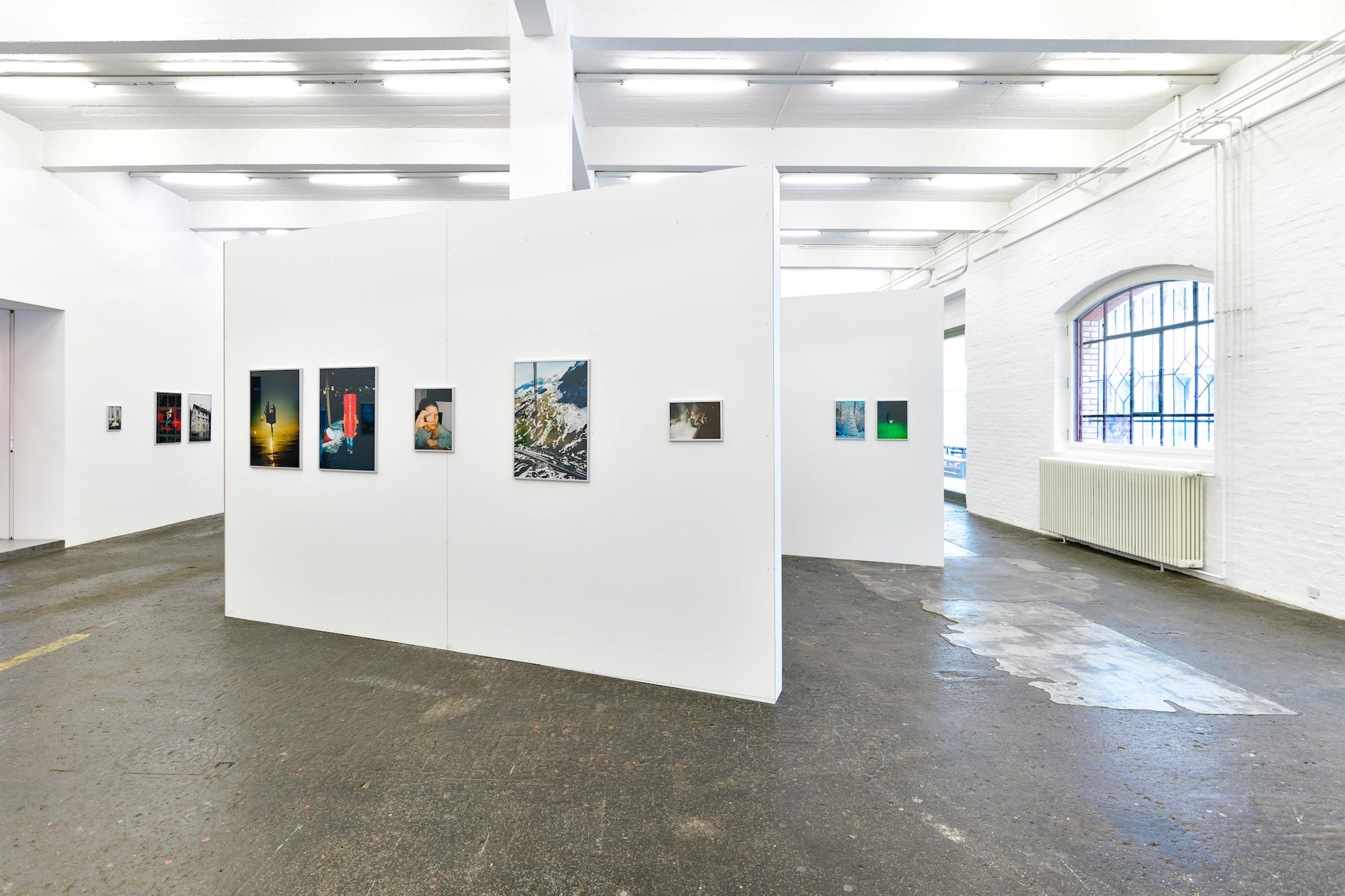 Exhibition View Group Show «WO WIR» with Jiří Makovec and Katalin Deér at Kunst Halle Sankt Gallen, St. Gallen, 2020 / Photo: Kunst Halle Sankt Gallen, Sebastian Schaub / Courtesy: the artists and Kunst Halle Sankt Gallen