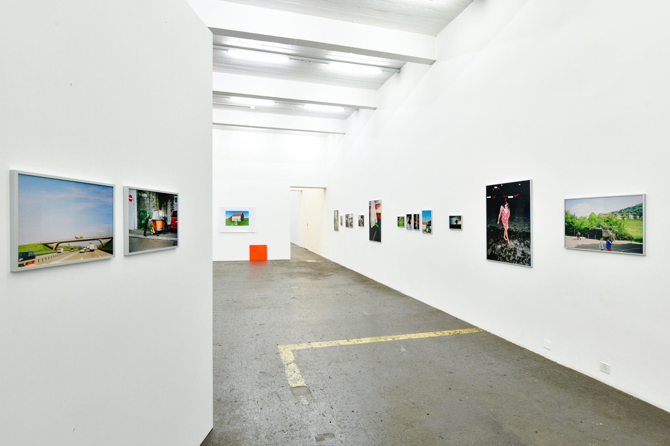 Exhibition View Group Show «WO WIR» with Jiří Makovec and Katalin Deér at Kunst Halle Sankt Gallen, St. Gallen, 2020 / Photo: Kunst Halle Sankt Gallen, Sebastian Schaub / Courtesy: the artists and Kunst Halle Sankt Gallen
