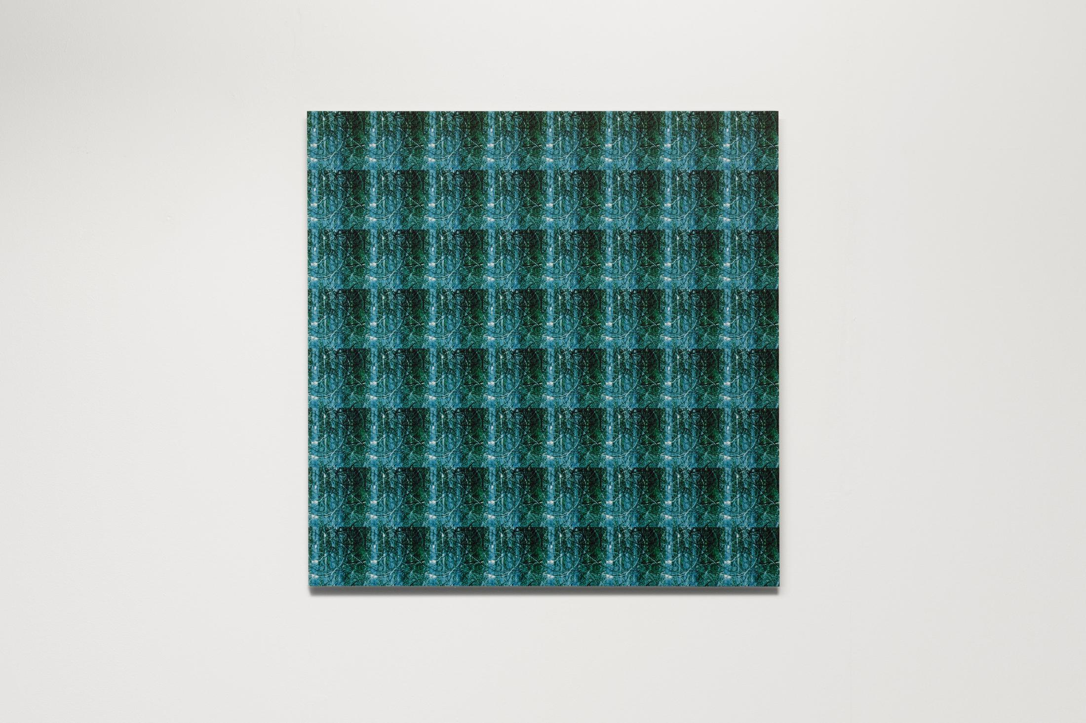 Exhibition View Wolfgang Voigt Soloshow «Wald Loops; view on Wolfgang Voigt, Nah und Fern 1, 1997-2008» at Suns Works, Zurich, 2020 / Photo: Simon Baumberger / Courtesy: the artist and Suns Works