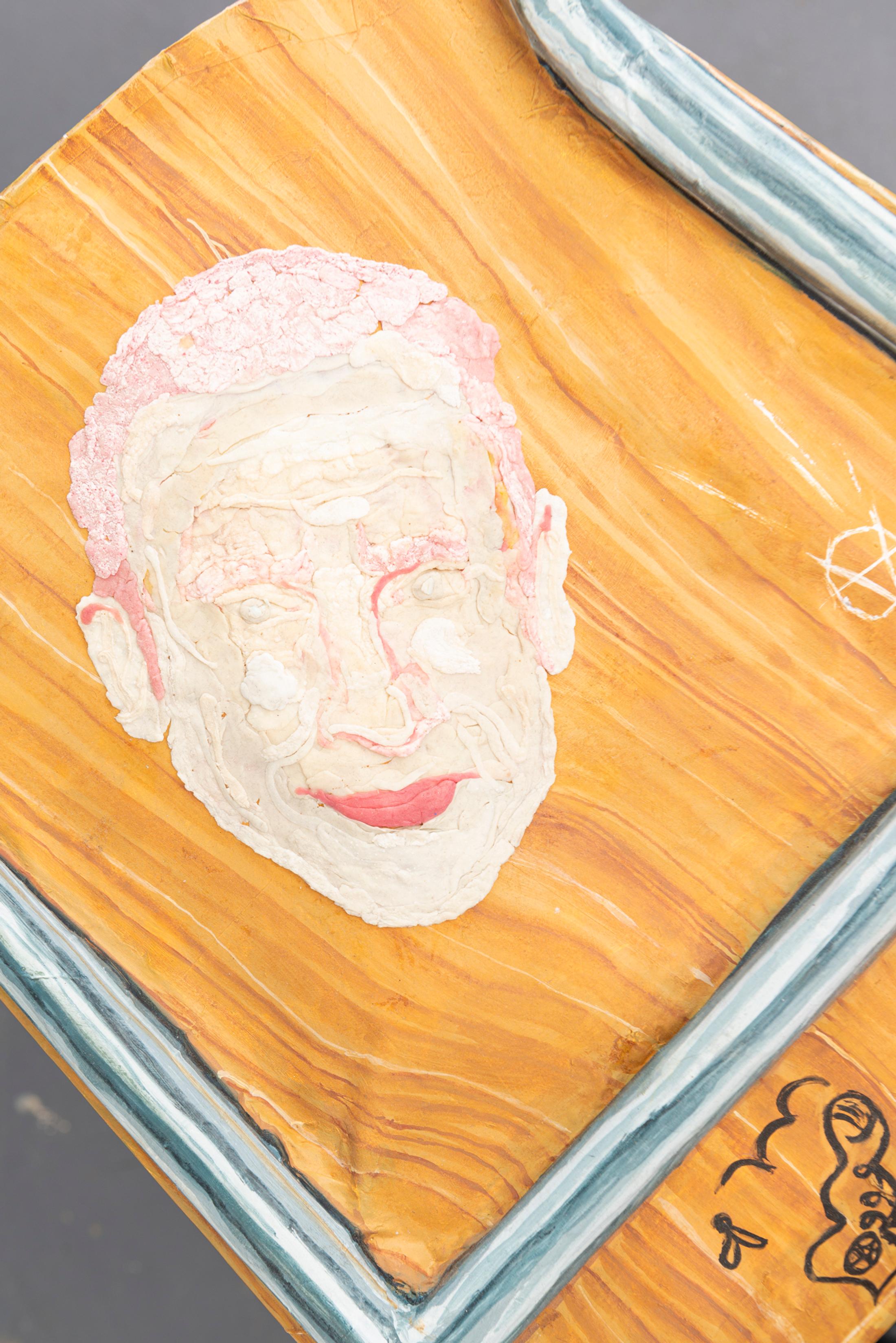 Exhibition View Yvan Alvarez & Paul Hutzli Duo Show «Why do pizza boxes have a square shape?; view on Paul Hutzli, A.A.A.B." (Chair), 2019, (detail), chewing-gum, 40 x 47x 76cm» at Soul2Soul, Ressources Urbaines, Geneva, 2020 / © Yvan Alvarez / Courtesy: the artists