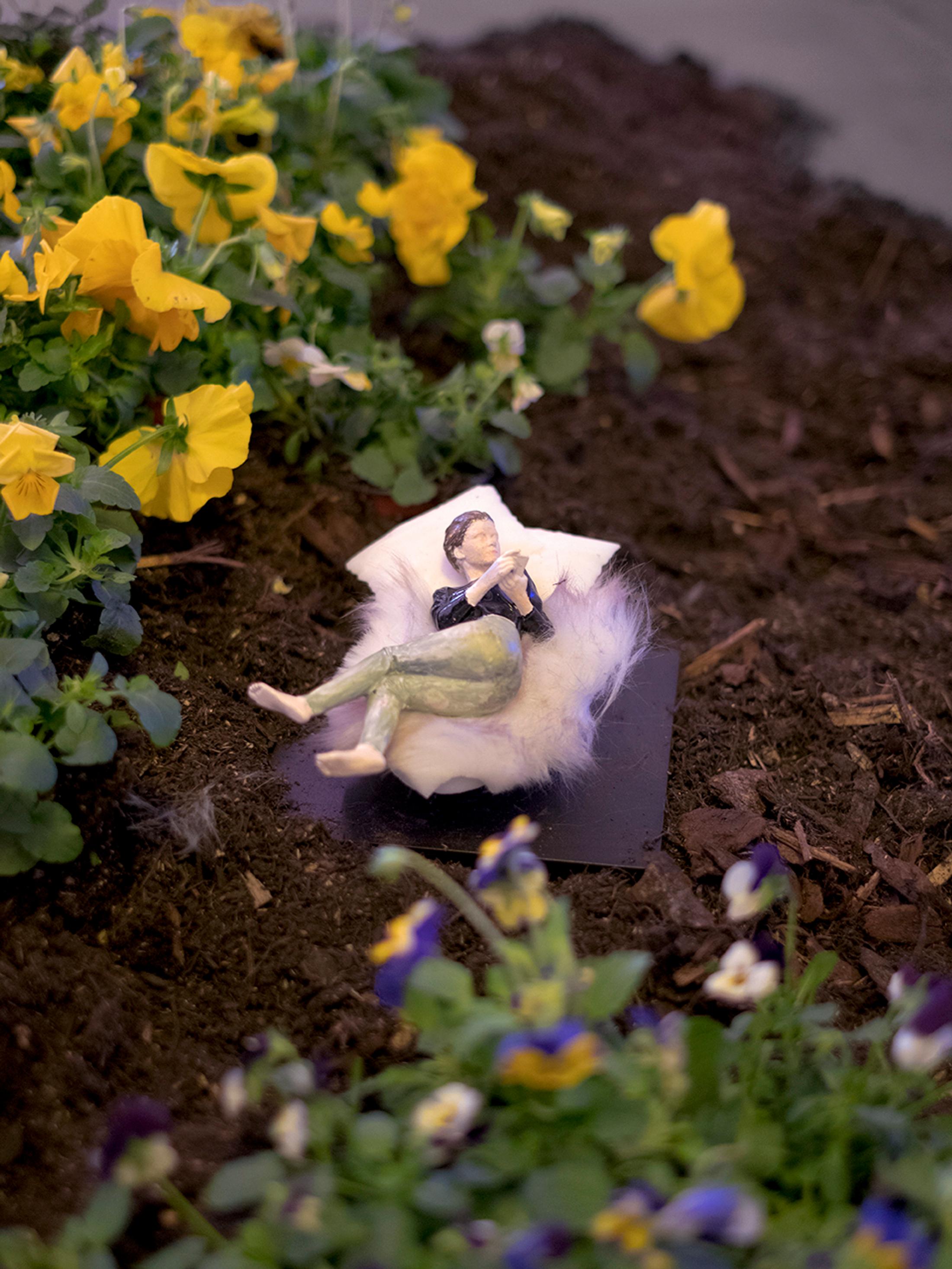 Exhibition View Yves Scherer Solo Show «Candids» at Kunsthaus Grenchen, Grenchen, 2020 / Photo: Marius Steiger / Courtesy: the artist and Kunsthaus Grenchen