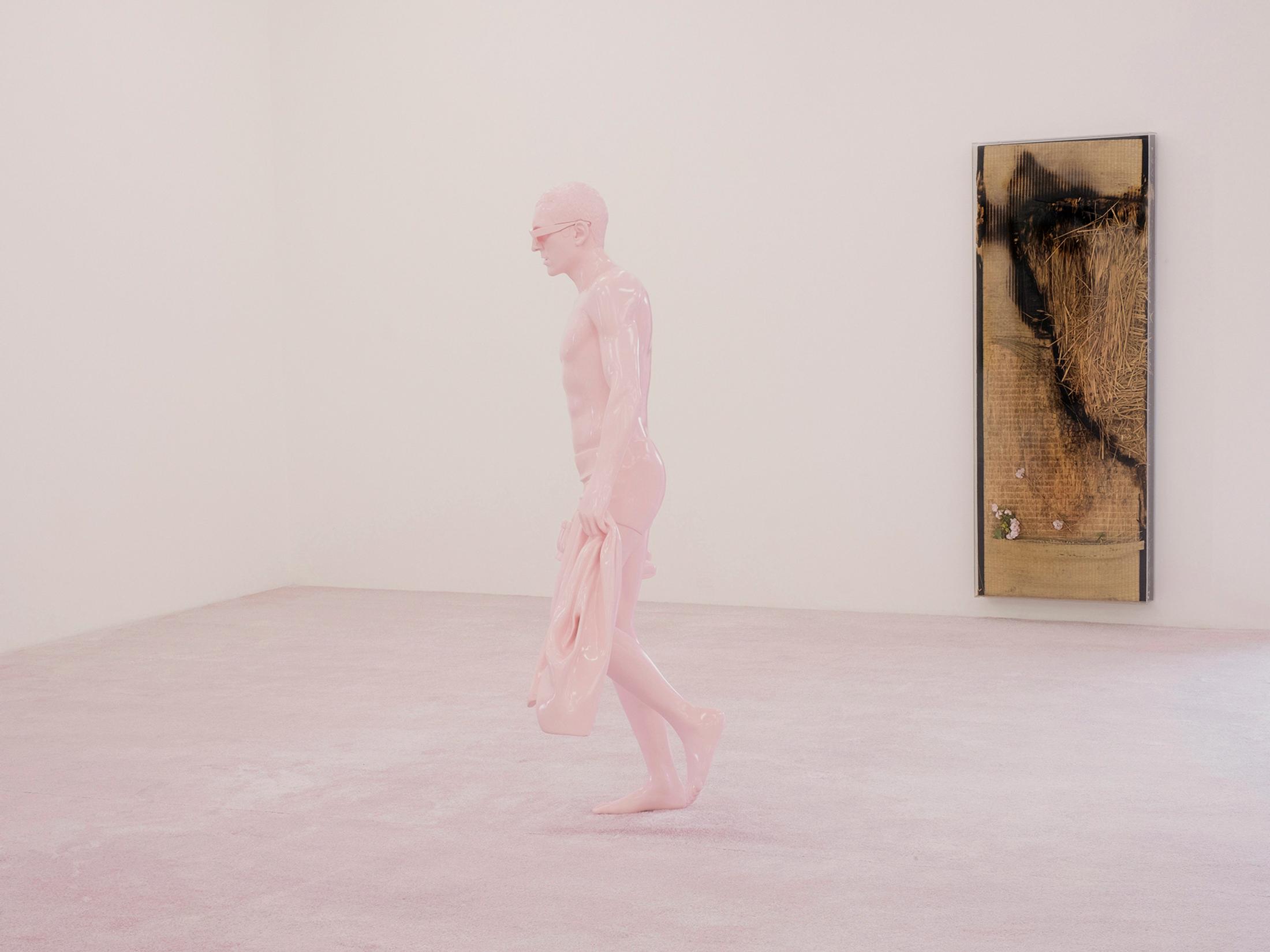 Exhibition View Yves Scherer Solo Show «Candids» at Kunsthaus Grenchen, Grenchen, 2020 / Photo: Marius Steiger / Courtesy: the artist and Kunsthaus Grenchen